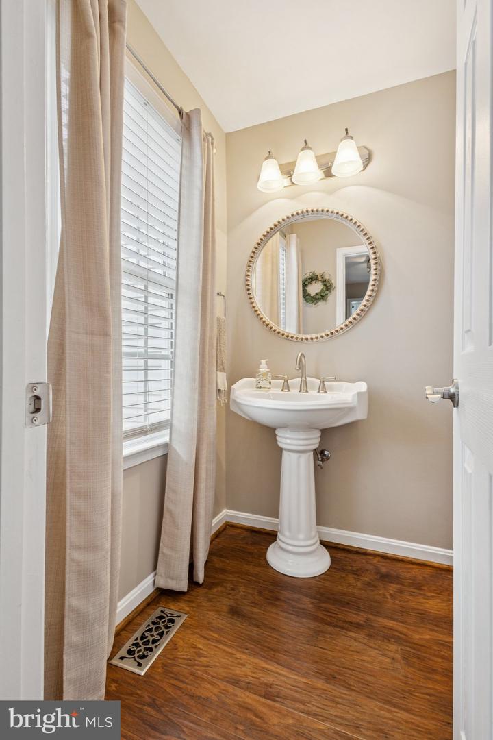 12126 KINGSWOOD BLVD, FREDERICKSBURG, Virginia 22408, 5 Bedrooms Bedrooms, ,2 BathroomsBathrooms,Residential,For sale,12126 KINGSWOOD BLVD,VASP2036390 MLS # VASP2036390