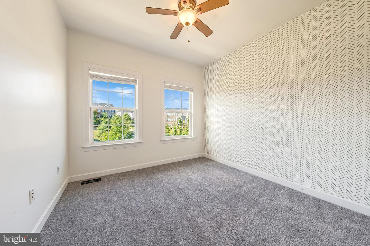 1707 TAYMOUNT TER NE, LEESBURG, Virginia 20176, 4 Bedrooms Bedrooms, ,2 BathroomsBathrooms,Residential,For sale,1707 TAYMOUNT TER NE,VALO2107302 MLS # VALO2107302