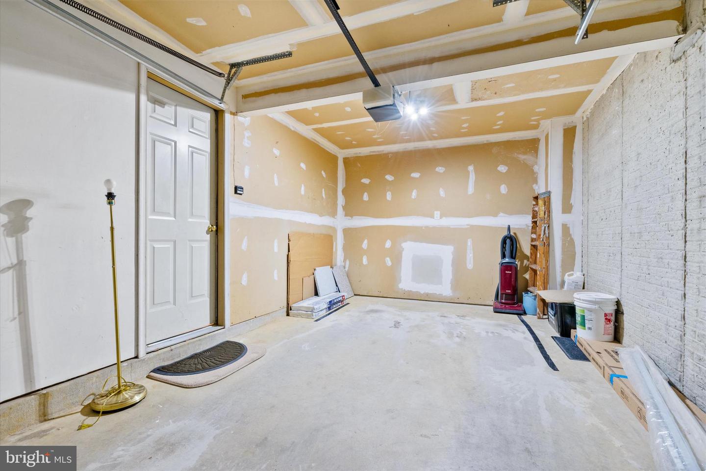 7496 GADSBY SQ, ALEXANDRIA, Virginia 22315, 3 Bedrooms Bedrooms, ,2 BathroomsBathrooms,Residential,For sale,7496 GADSBY SQ,VAFX2268758 MLS # VAFX2268758