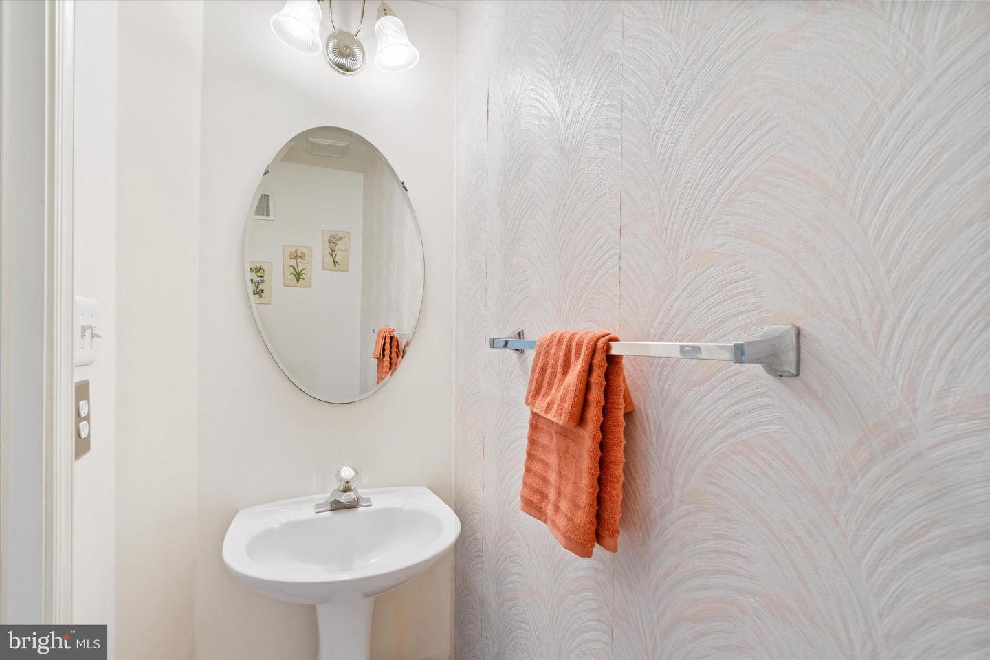 7496 GADSBY SQ, ALEXANDRIA, Virginia 22315, 3 Bedrooms Bedrooms, ,2 BathroomsBathrooms,Residential,For sale,7496 GADSBY SQ,VAFX2268758 MLS # VAFX2268758