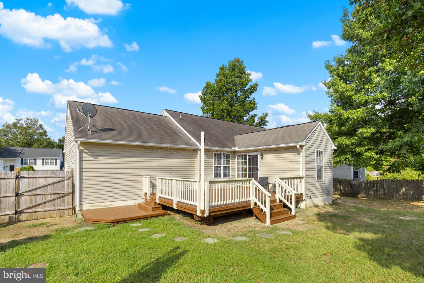 8711 FOREST GLEN CIR, FREDERICKSBURG, Virginia 22407, 3 Bedrooms Bedrooms, ,2 BathroomsBathrooms,Residential,For sale,8711 FOREST GLEN CIR,VASP2036420 MLS # VASP2036420