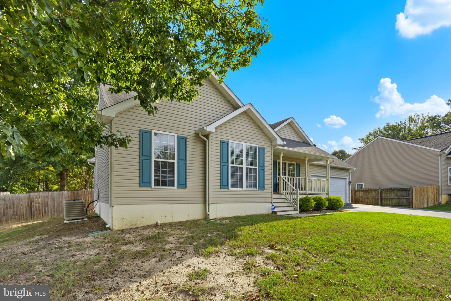 8711 FOREST GLEN CIR, FREDERICKSBURG, Virginia 22407, 3 Bedrooms Bedrooms, ,2 BathroomsBathrooms,Residential,For sale,8711 FOREST GLEN CIR,VASP2036420 MLS # VASP2036420
