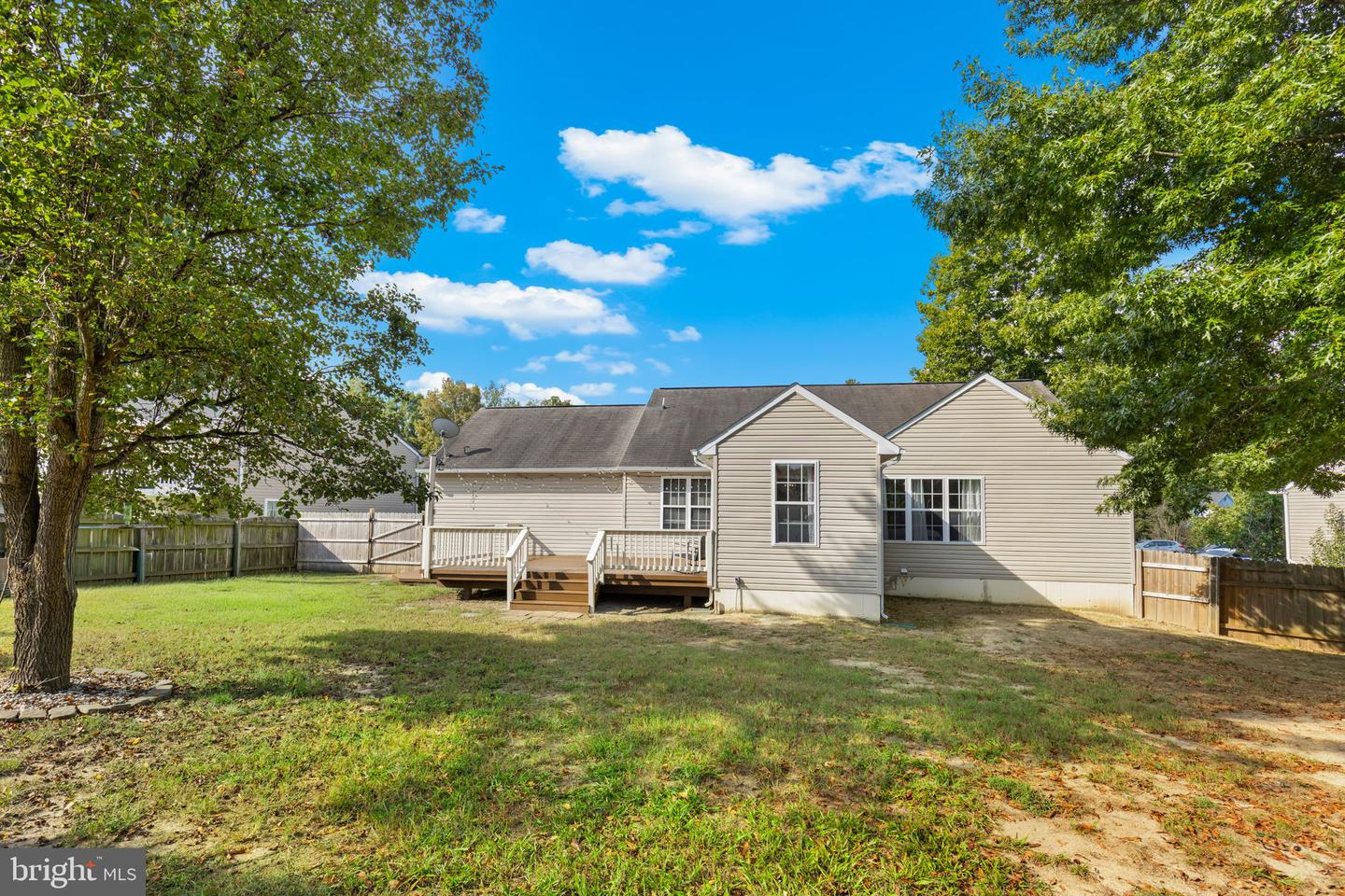 8711 FOREST GLEN CIR, FREDERICKSBURG, Virginia 22407, 3 Bedrooms Bedrooms, ,2 BathroomsBathrooms,Residential,For sale,8711 FOREST GLEN CIR,VASP2036420 MLS # VASP2036420