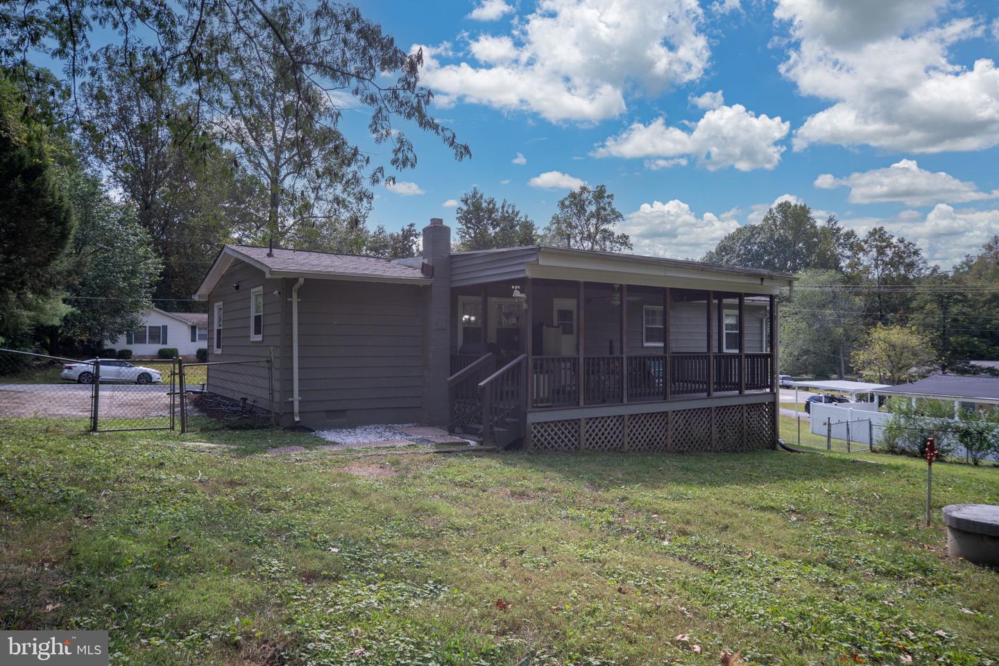 6709 REINDEER CT, FREDERICKSBURG, Virginia 22407, 3 Bedrooms Bedrooms, 7 Rooms Rooms,2 BathroomsBathrooms,Residential,For sale,6709 REINDEER CT,VASP2036426 MLS # VASP2036426