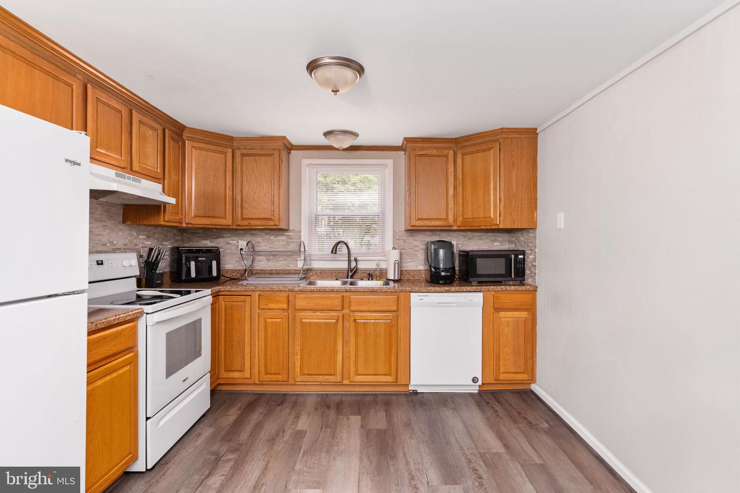 6709 REINDEER CT, FREDERICKSBURG, Virginia 22407, 3 Bedrooms Bedrooms, 7 Rooms Rooms,2 BathroomsBathrooms,Residential,For sale,6709 REINDEER CT,VASP2036426 MLS # VASP2036426