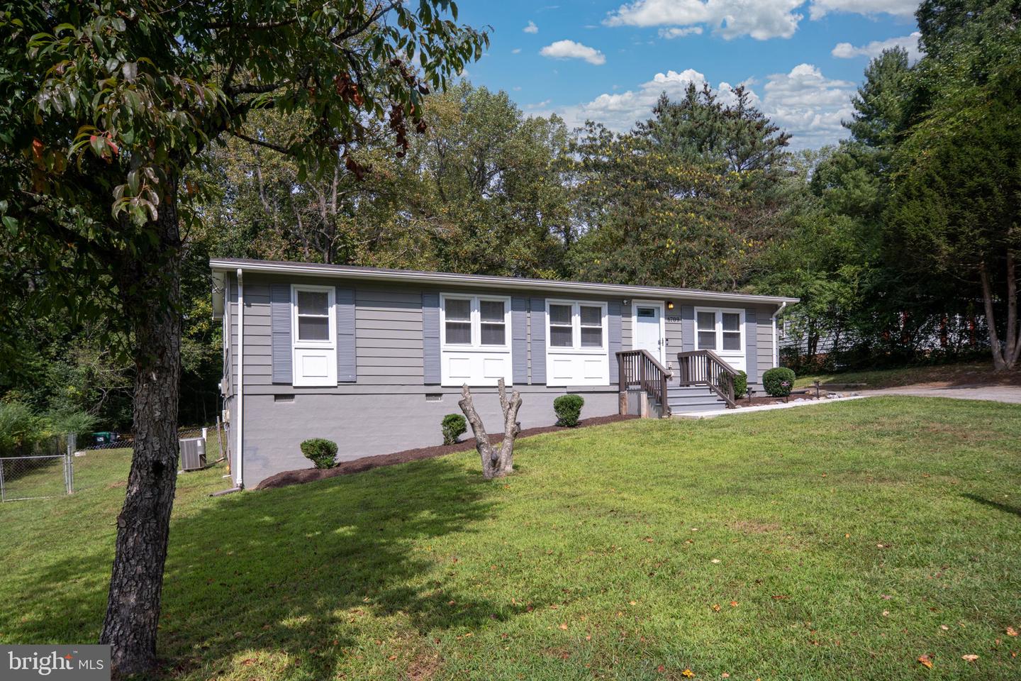 6709 REINDEER CT, FREDERICKSBURG, Virginia 22407, 3 Bedrooms Bedrooms, 7 Rooms Rooms,2 BathroomsBathrooms,Residential,For sale,6709 REINDEER CT,VASP2036426 MLS # VASP2036426