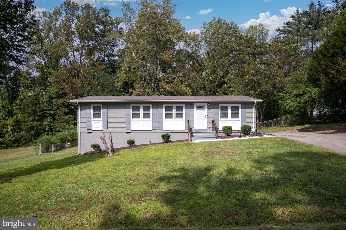 6709 REINDEER CT, FREDERICKSBURG, Virginia 22407, 3 Bedrooms Bedrooms, 7 Rooms Rooms,2 BathroomsBathrooms,Residential,For sale,6709 REINDEER CT,VASP2036426 MLS # VASP2036426