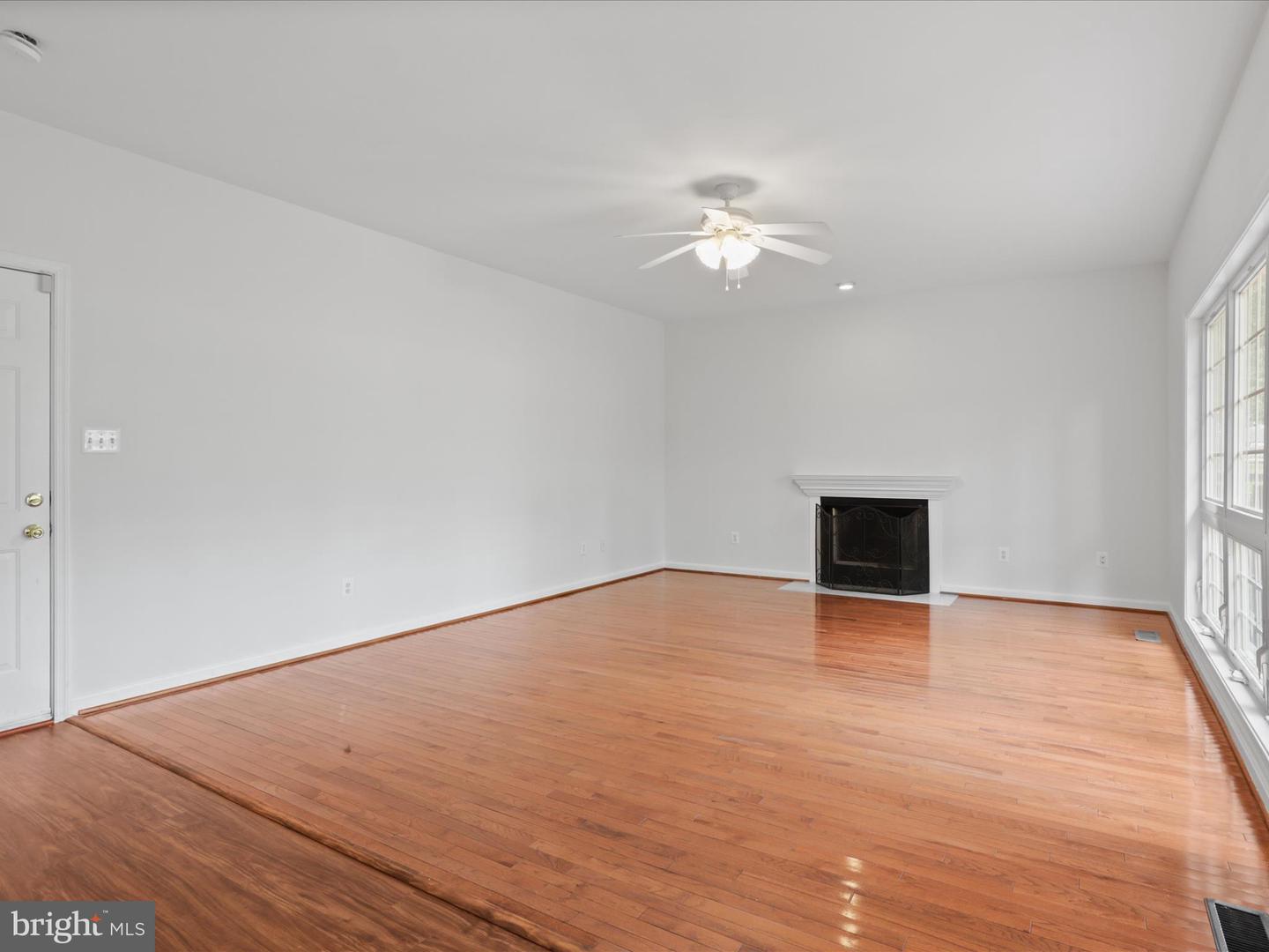 7511 MELTON CT, GAINESVILLE, Virginia 20155, 4 Bedrooms Bedrooms, ,2 BathroomsBathrooms,Residential,For sale,7511 MELTON CT,VAPW2104634 MLS # VAPW2104634