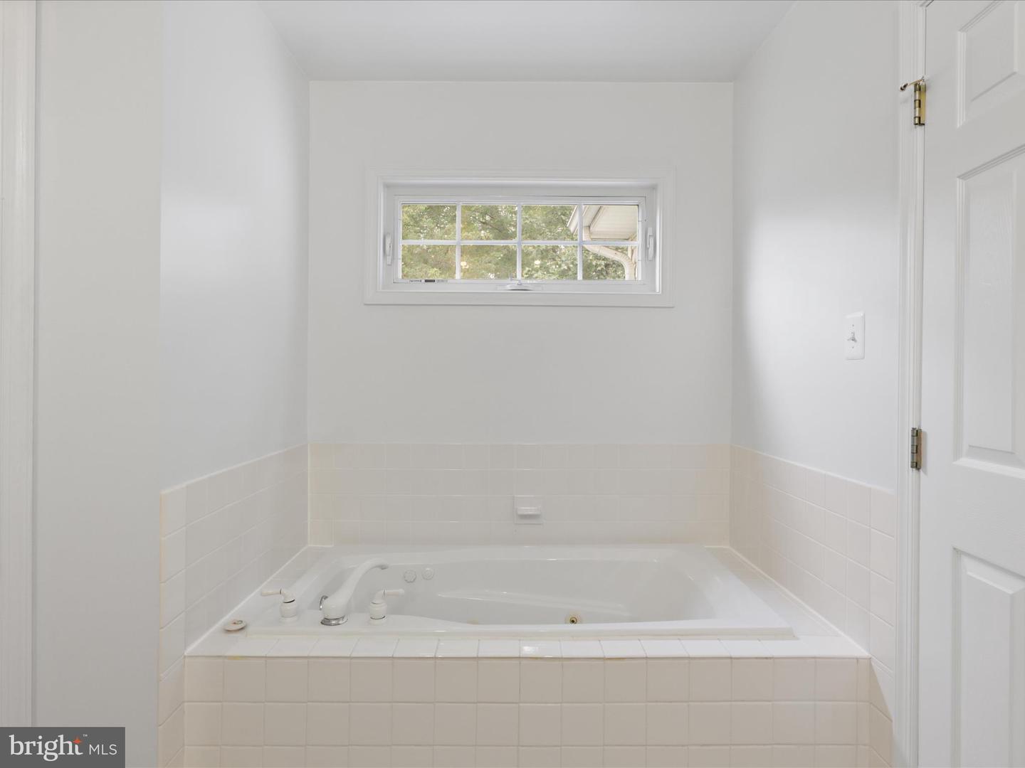 7511 MELTON CT, GAINESVILLE, Virginia 20155, 4 Bedrooms Bedrooms, ,2 BathroomsBathrooms,Residential,For sale,7511 MELTON CT,VAPW2104634 MLS # VAPW2104634