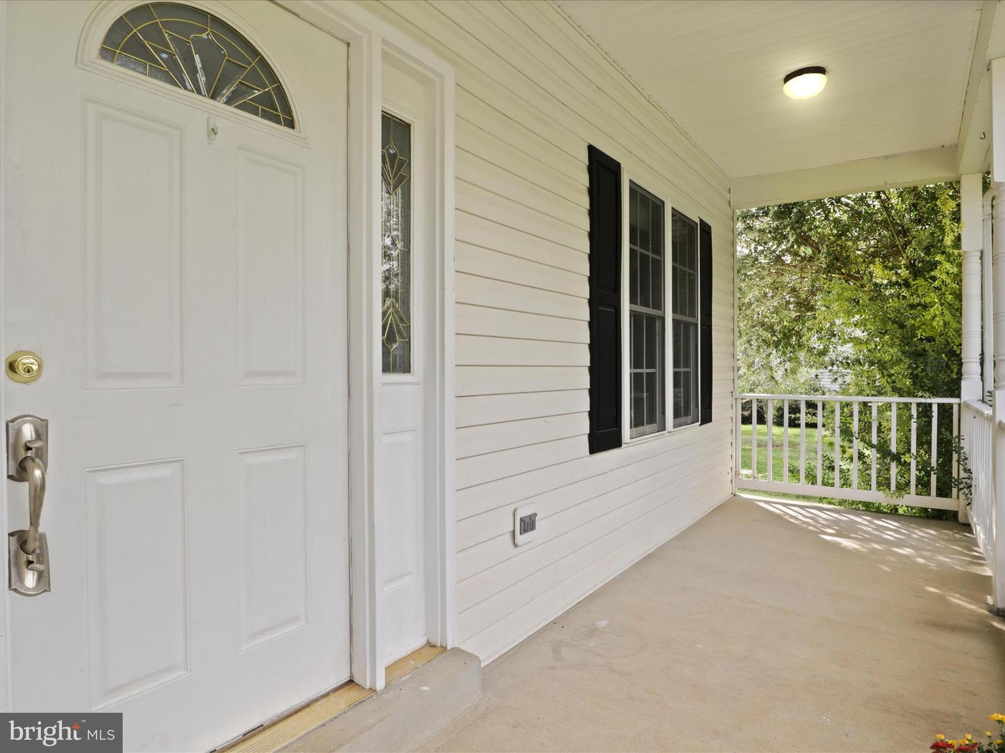 7511 MELTON CT, GAINESVILLE, Virginia 20155, 4 Bedrooms Bedrooms, ,2 BathroomsBathrooms,Residential,For sale,7511 MELTON CT,VAPW2104634 MLS # VAPW2104634