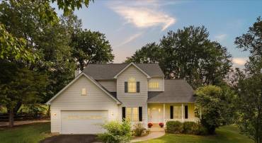 7511 MELTON CT, GAINESVILLE, Virginia 20155, 4 Bedrooms Bedrooms, ,2 BathroomsBathrooms,Residential,For sale,7511 MELTON CT,VAPW2104634 MLS # VAPW2104634