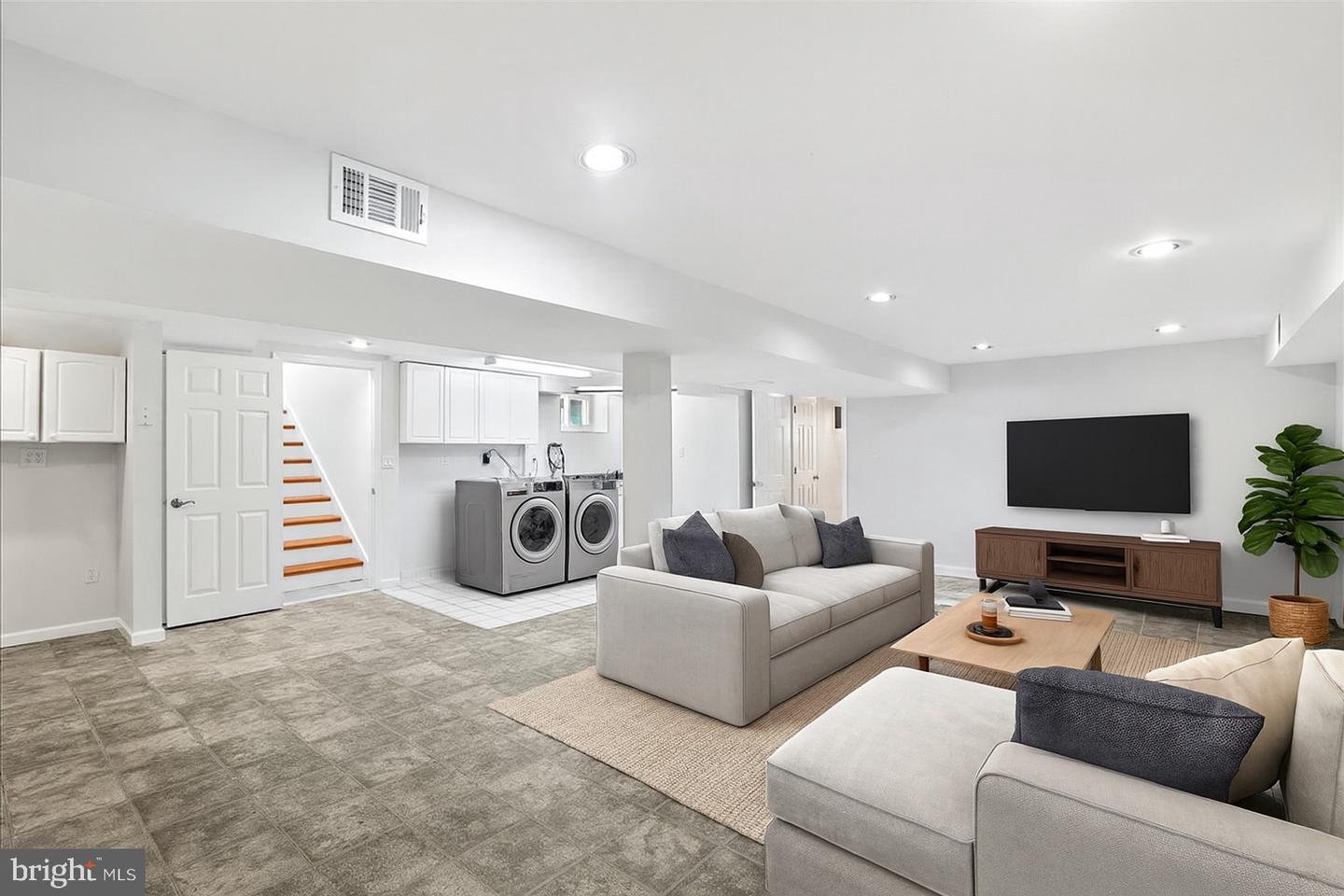 4600 STRATHBLANE PL, ALEXANDRIA, Virginia 22304, 4 Bedrooms Bedrooms, ,3 BathroomsBathrooms,Residential,For sale,4600 STRATHBLANE PL,VAAX2050102 MLS # VAAX2050102
