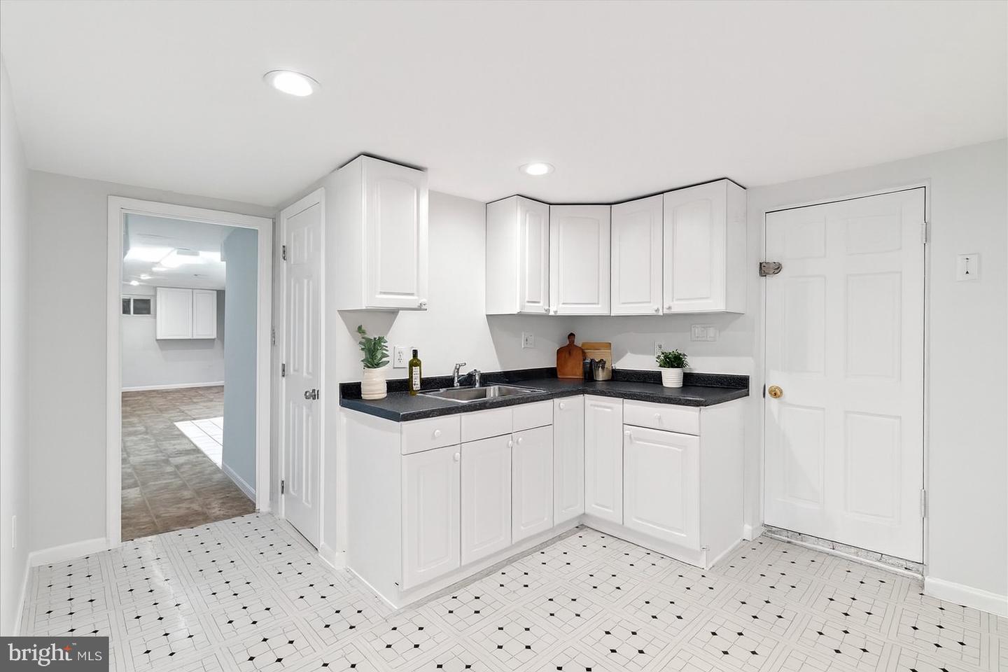 4600 STRATHBLANE PL, ALEXANDRIA, Virginia 22304, 4 Bedrooms Bedrooms, ,3 BathroomsBathrooms,Residential,For sale,4600 STRATHBLANE PL,VAAX2050102 MLS # VAAX2050102