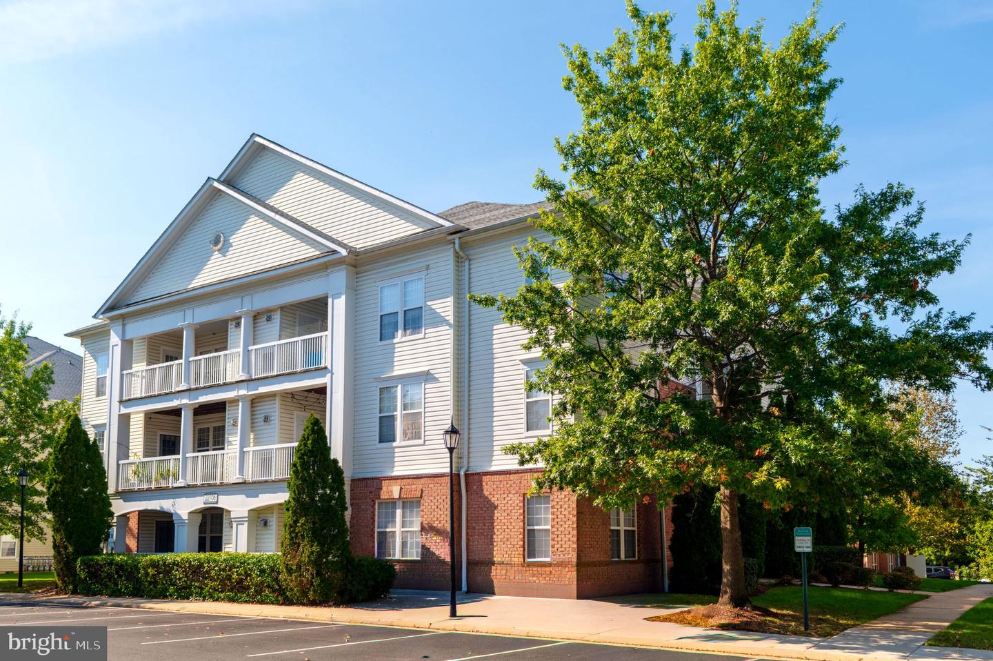 22706 BLUE ELDER TER #304, BRAMBLETON, Virginia 20148, 2 Bedrooms Bedrooms, ,1 BathroomBathrooms,Residential,For sale,22706 BLUE ELDER TER #304,VALO2107534 MLS # VALO2107534
