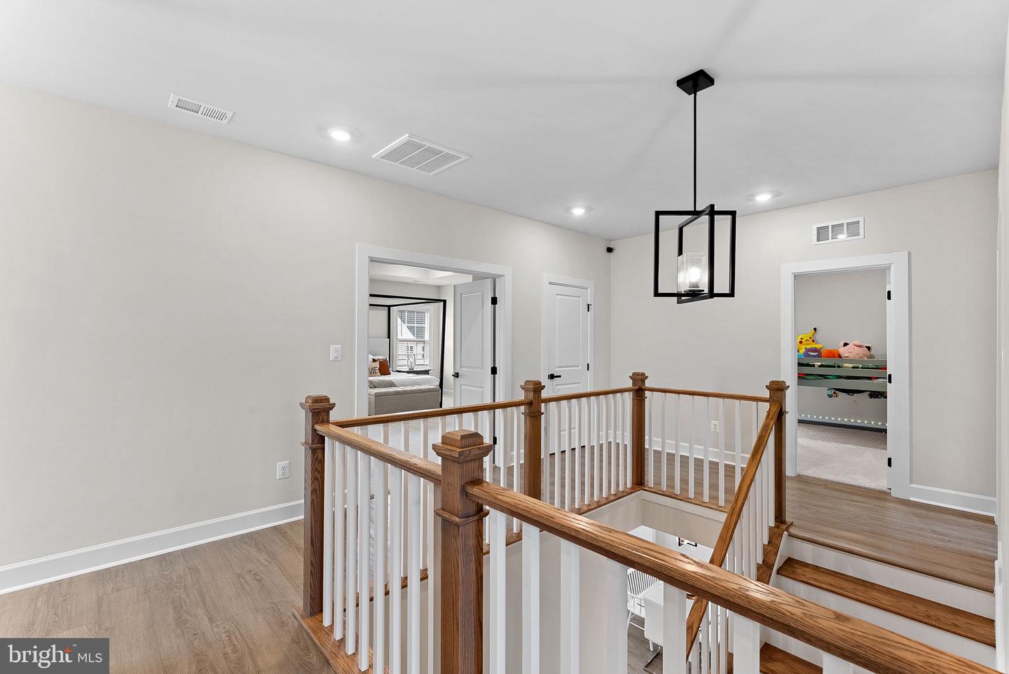 19404 COTHECHNEY PL, LEESBURG, Virginia 20175, 5 Bedrooms Bedrooms, ,4 BathroomsBathrooms,Residential,For sale,19404 COTHECHNEY PL,VALO2107562 MLS # VALO2107562