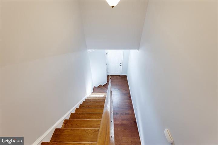 24876 HELMS TER, ALDIE, Virginia 20105, 3 Bedrooms Bedrooms, 6 Rooms Rooms,2 BathroomsBathrooms,Residential,For sale,24876 HELMS TER,VALO2107600 MLS # VALO2107600