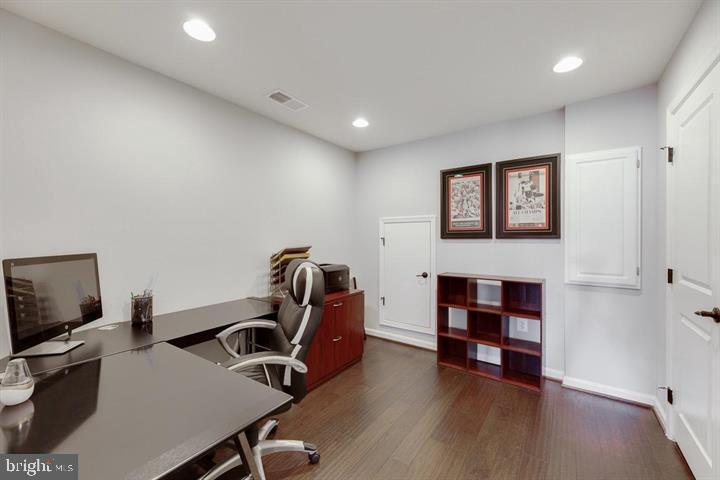 24876 HELMS TER, ALDIE, Virginia 20105, 3 Bedrooms Bedrooms, 6 Rooms Rooms,2 BathroomsBathrooms,Residential,For sale,24876 HELMS TER,VALO2107600 MLS # VALO2107600