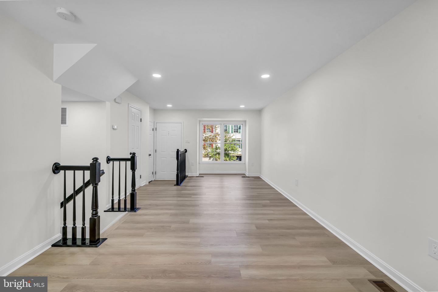 7804 GUM SPRINGS VILLAGE DR, ALEXANDRIA, Virginia 22306, 3 Bedrooms Bedrooms, ,2 BathroomsBathrooms,Residential,For sale,7804 GUM SPRINGS VILLAGE DR,VAFX2269310 MLS # VAFX2269310