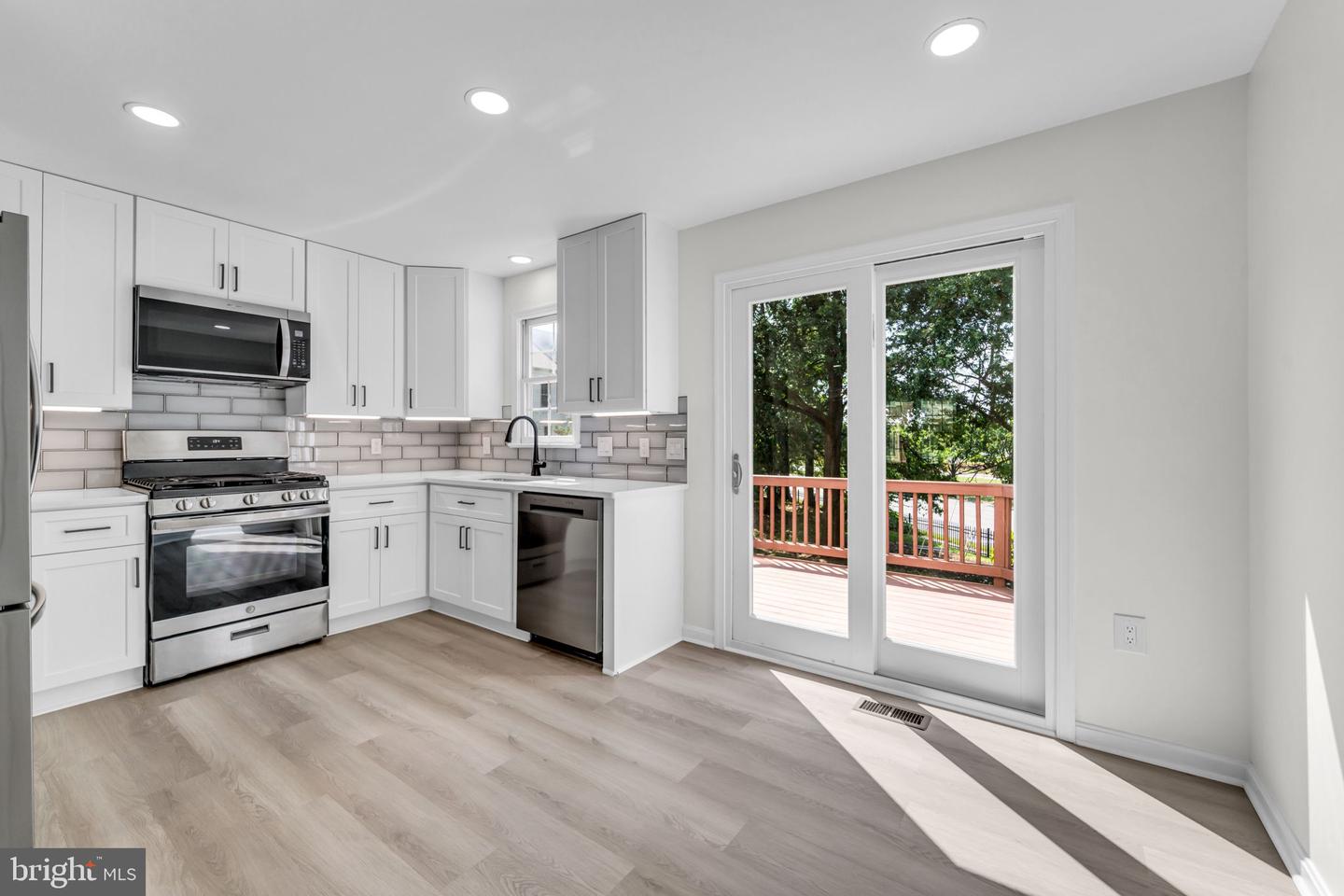 7804 GUM SPRINGS VILLAGE DR, ALEXANDRIA, Virginia 22306, 3 Bedrooms Bedrooms, ,2 BathroomsBathrooms,Residential,For sale,7804 GUM SPRINGS VILLAGE DR,VAFX2269310 MLS # VAFX2269310