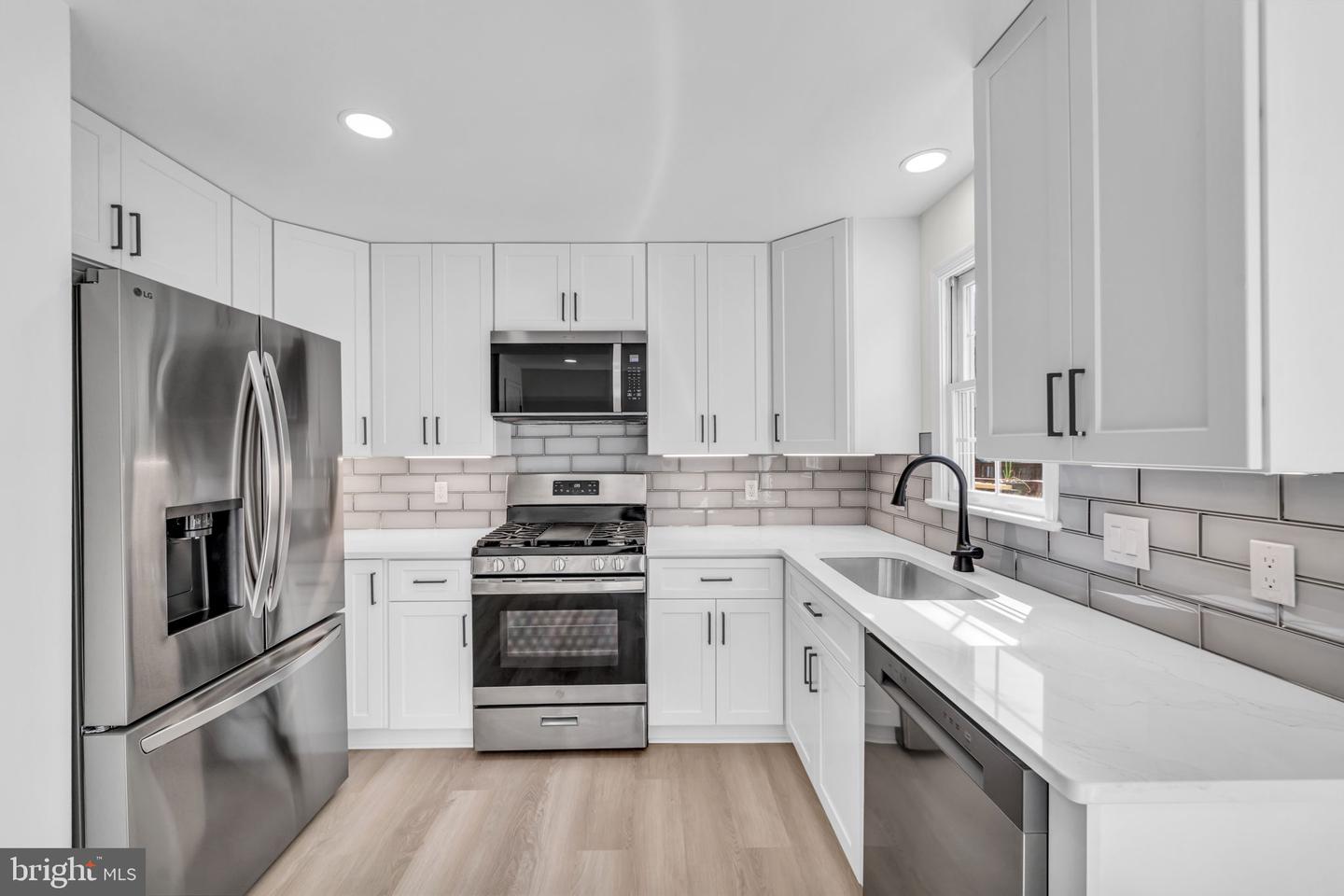 7804 GUM SPRINGS VILLAGE DR, ALEXANDRIA, Virginia 22306, 3 Bedrooms Bedrooms, ,2 BathroomsBathrooms,Residential,For sale,7804 GUM SPRINGS VILLAGE DR,VAFX2269310 MLS # VAFX2269310