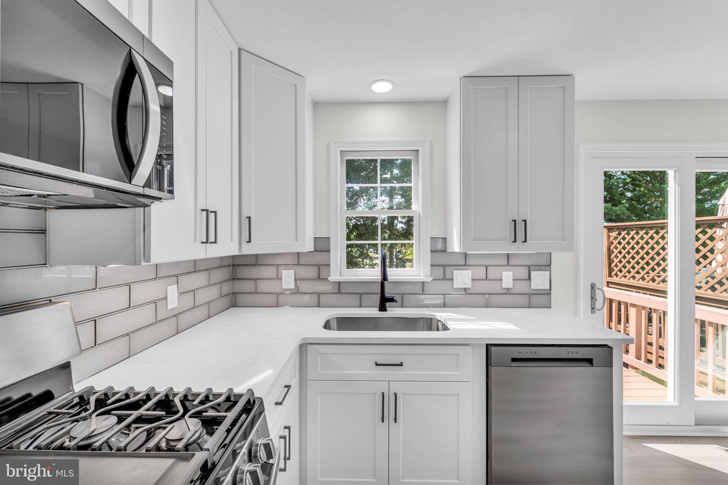 7804 GUM SPRINGS VILLAGE DR, ALEXANDRIA, Virginia 22306, 3 Bedrooms Bedrooms, ,2 BathroomsBathrooms,Residential,For sale,7804 GUM SPRINGS VILLAGE DR,VAFX2269310 MLS # VAFX2269310