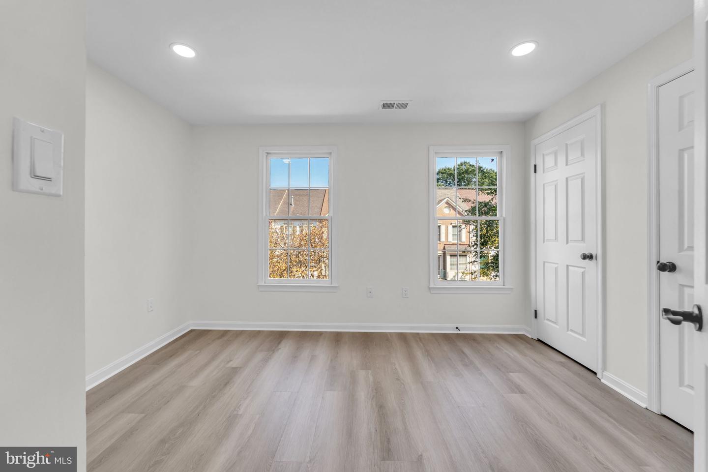 7804 GUM SPRINGS VILLAGE DR, ALEXANDRIA, Virginia 22306, 3 Bedrooms Bedrooms, ,2 BathroomsBathrooms,Residential,For sale,7804 GUM SPRINGS VILLAGE DR,VAFX2269310 MLS # VAFX2269310