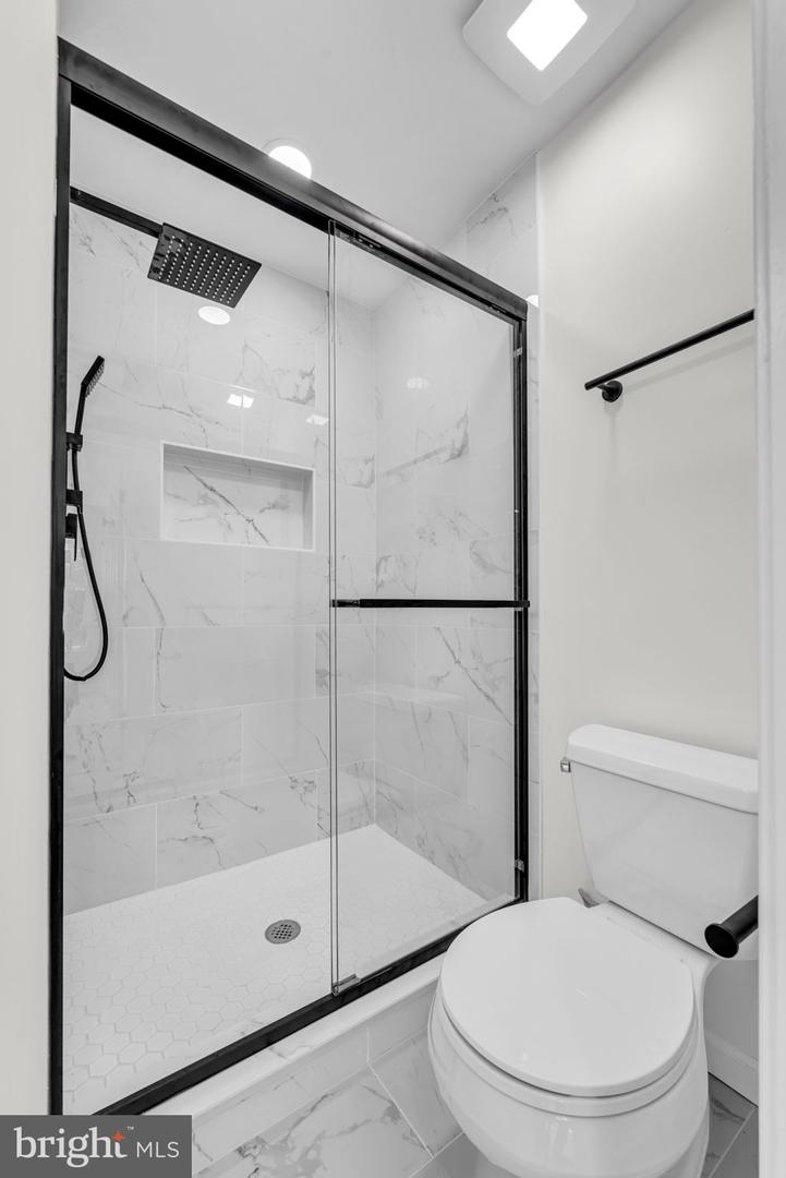 7804 GUM SPRINGS VILLAGE DR, ALEXANDRIA, Virginia 22306, 3 Bedrooms Bedrooms, ,2 BathroomsBathrooms,Residential,For sale,7804 GUM SPRINGS VILLAGE DR,VAFX2269310 MLS # VAFX2269310