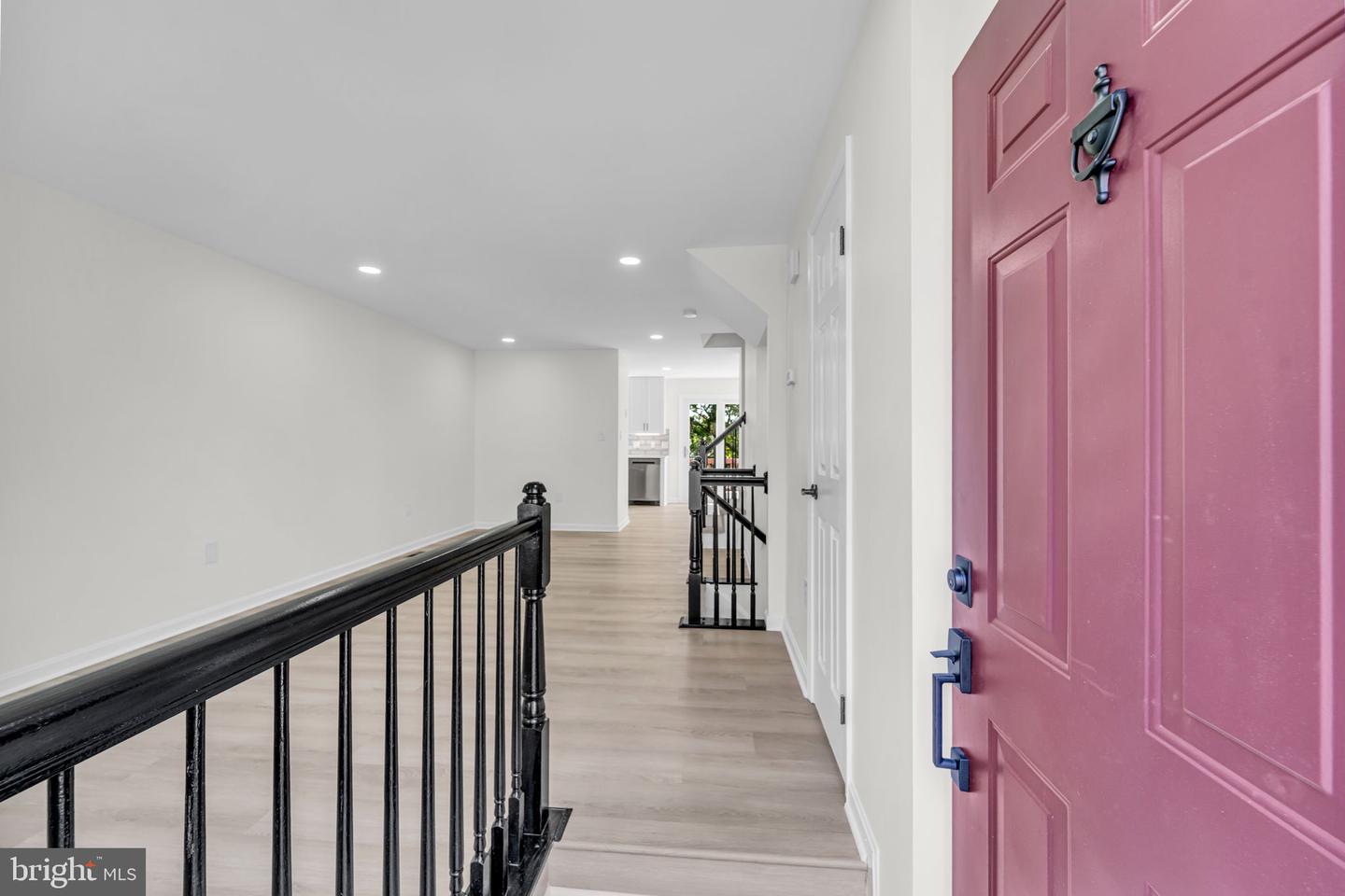 7804 GUM SPRINGS VILLAGE DR, ALEXANDRIA, Virginia 22306, 3 Bedrooms Bedrooms, ,2 BathroomsBathrooms,Residential,For sale,7804 GUM SPRINGS VILLAGE DR,VAFX2269310 MLS # VAFX2269310