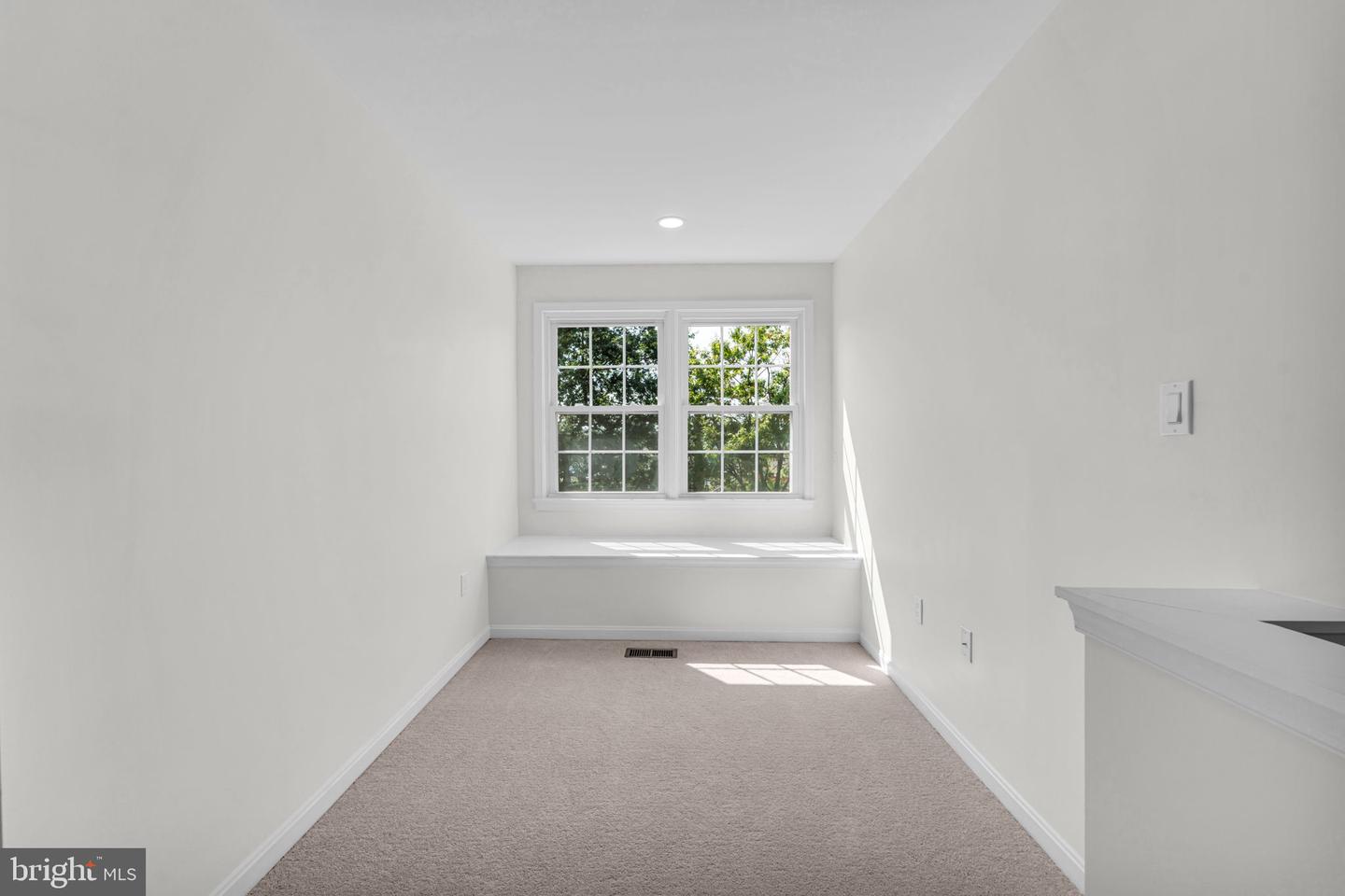 7804 GUM SPRINGS VILLAGE DR, ALEXANDRIA, Virginia 22306, 3 Bedrooms Bedrooms, ,2 BathroomsBathrooms,Residential,For sale,7804 GUM SPRINGS VILLAGE DR,VAFX2269310 MLS # VAFX2269310