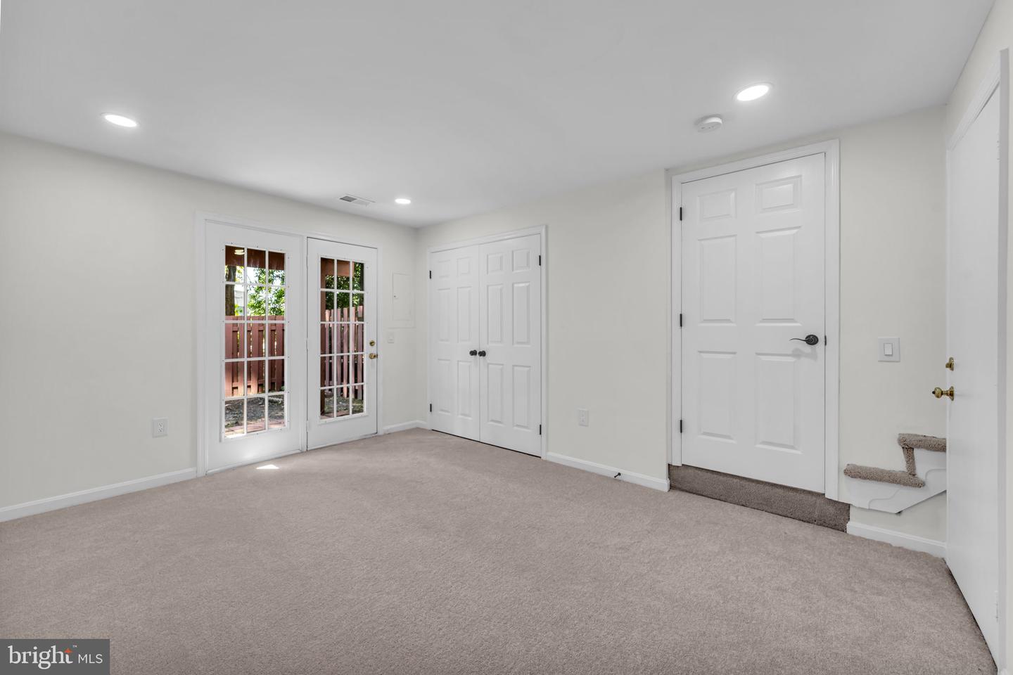 7804 GUM SPRINGS VILLAGE DR, ALEXANDRIA, Virginia 22306, 3 Bedrooms Bedrooms, ,2 BathroomsBathrooms,Residential,For sale,7804 GUM SPRINGS VILLAGE DR,VAFX2269310 MLS # VAFX2269310