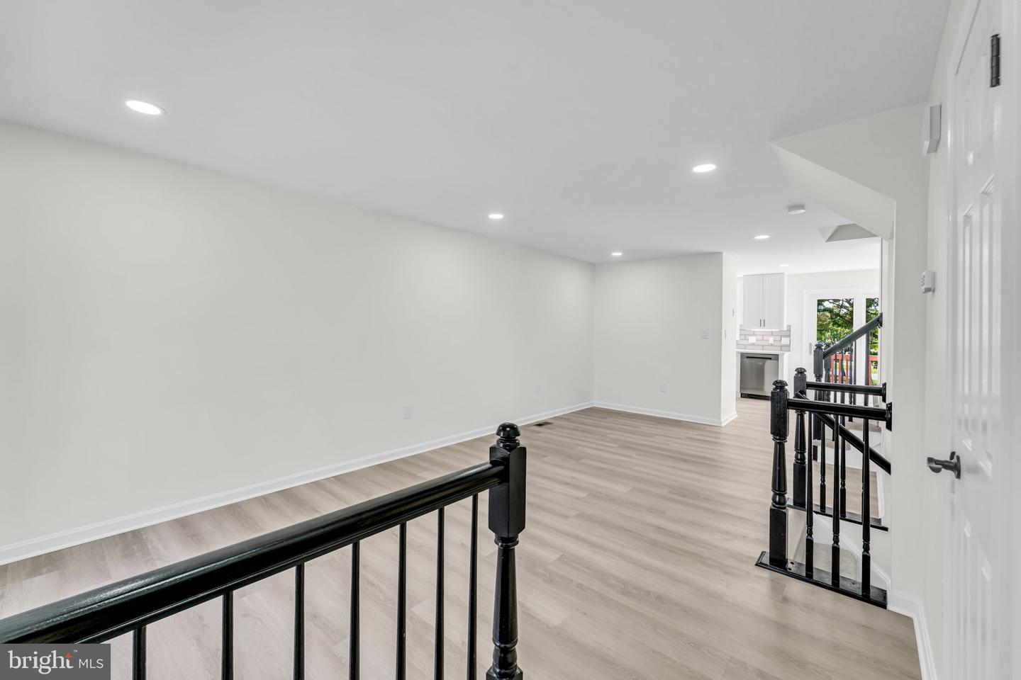 7804 GUM SPRINGS VILLAGE DR, ALEXANDRIA, Virginia 22306, 3 Bedrooms Bedrooms, ,2 BathroomsBathrooms,Residential,For sale,7804 GUM SPRINGS VILLAGE DR,VAFX2269310 MLS # VAFX2269310