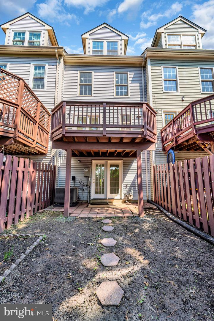 7804 GUM SPRINGS VILLAGE DR, ALEXANDRIA, Virginia 22306, 3 Bedrooms Bedrooms, ,2 BathroomsBathrooms,Residential,For sale,7804 GUM SPRINGS VILLAGE DR,VAFX2269310 MLS # VAFX2269310