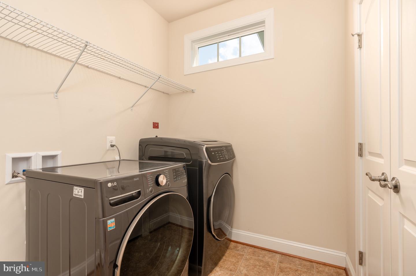 15731 ELSIE VIRGINIA PL, WATERFORD, Virginia 20197, 5 Bedrooms Bedrooms, ,4 BathroomsBathrooms,Residential,For sale,15731 ELSIE VIRGINIA PL,VALO2107650 MLS # VALO2107650