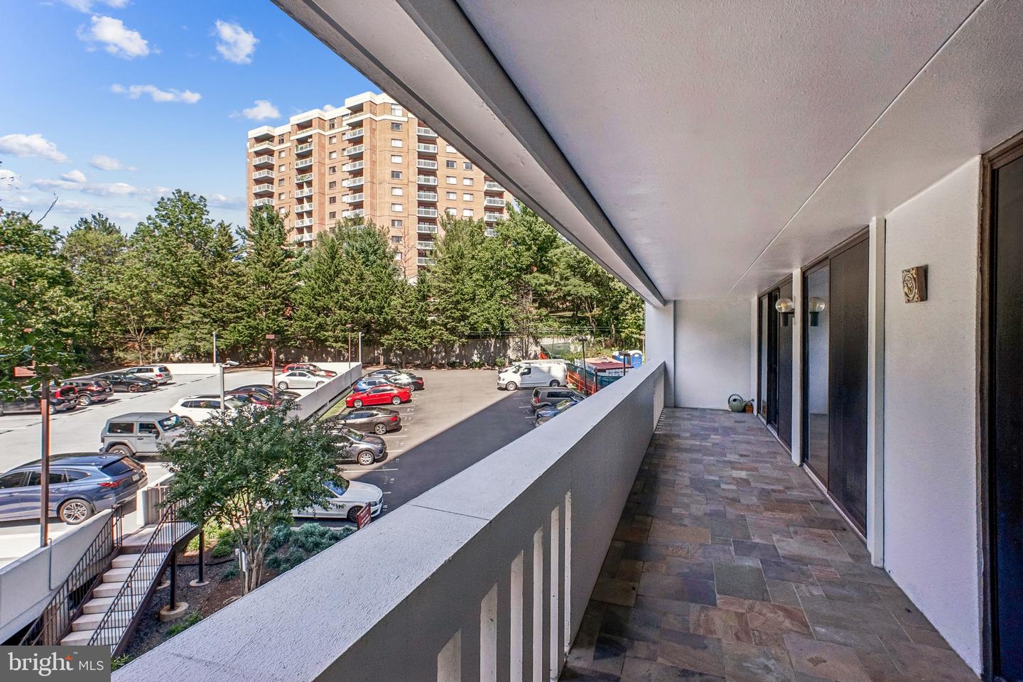 6101 EDSALL RD #402, ALEXANDRIA, Virginia 22304, 2 Bedrooms Bedrooms, ,2 BathroomsBathrooms,Residential,For sale,6101 EDSALL RD #402,VAAX2050182 MLS # VAAX2050182 6101 EDSALL RD #402, ALEXANDRIA, Virginia 22304, 2 Bedrooms Bedrooms, ,2 BathroomsBathrooms,Residential,For sale,6101 EDSALL RD #402,VAAX2050182 MLS # VAAX2050182