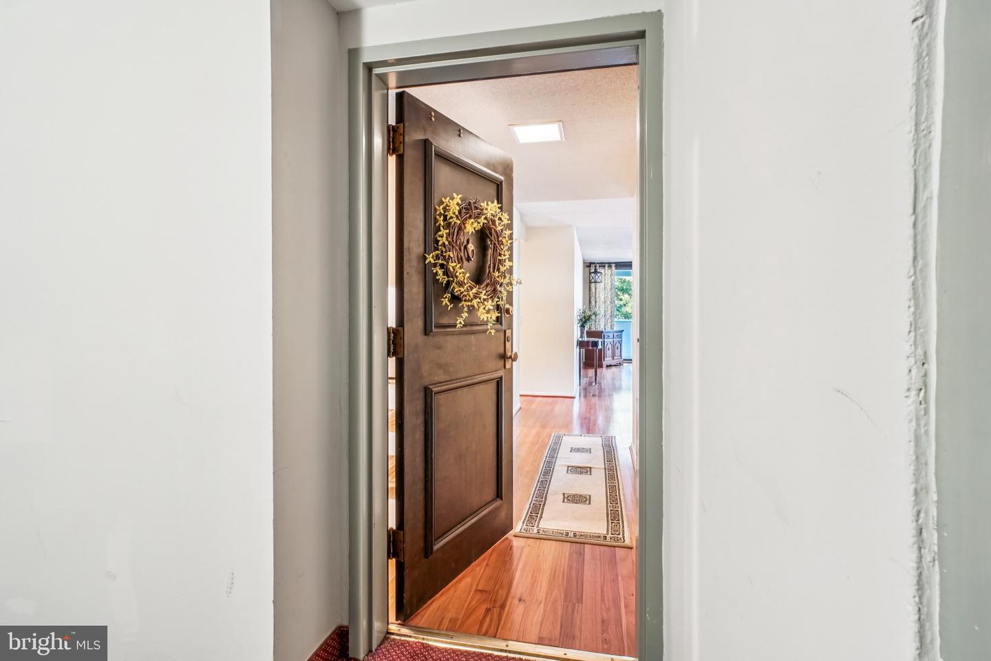 6101 EDSALL RD #402, ALEXANDRIA, Virginia 22304, 2 Bedrooms Bedrooms, ,2 BathroomsBathrooms,Residential,For sale,6101 EDSALL RD #402,VAAX2050182 MLS # VAAX2050182 6101 EDSALL RD #402, ALEXANDRIA, Virginia 22304, 2 Bedrooms Bedrooms, ,2 BathroomsBathrooms,Residential,For sale,6101 EDSALL RD #402,VAAX2050182 MLS # VAAX2050182