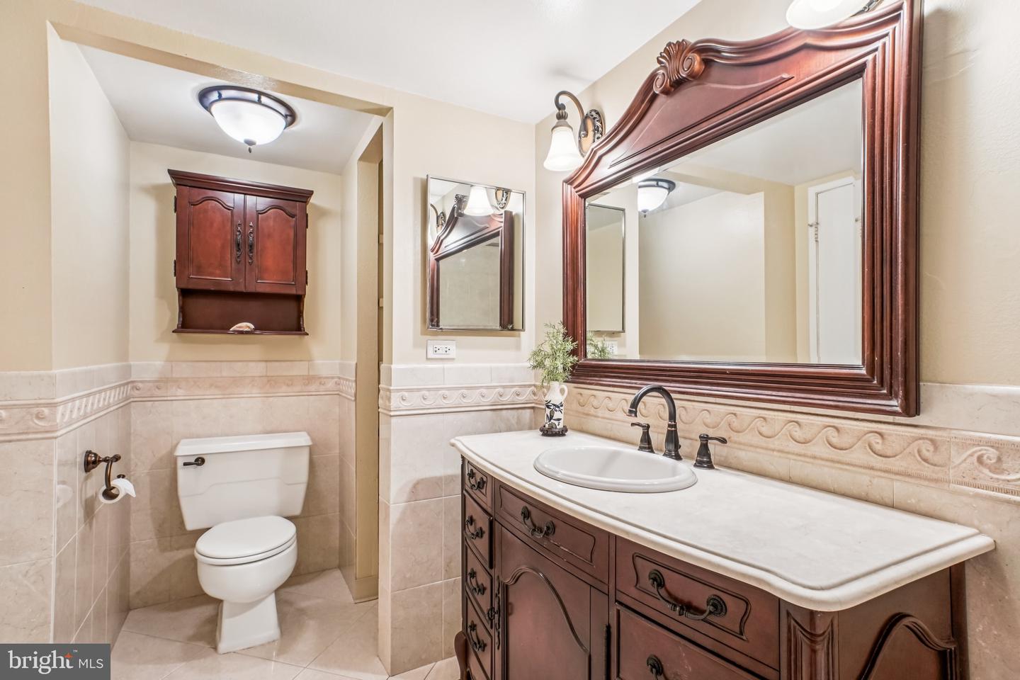 6101 EDSALL RD #402, ALEXANDRIA, Virginia 22304, 2 Bedrooms Bedrooms, ,2 BathroomsBathrooms,Residential,For sale,6101 EDSALL RD #402,VAAX2050182 MLS # VAAX2050182 6101 EDSALL RD #402, ALEXANDRIA, Virginia 22304, 2 Bedrooms Bedrooms, ,2 BathroomsBathrooms,Residential,For sale,6101 EDSALL RD #402,VAAX2050182 MLS # VAAX2050182