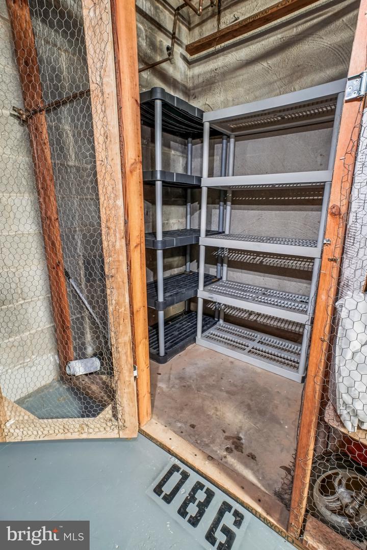 6101 EDSALL RD #402, ALEXANDRIA, Virginia 22304, 2 Bedrooms Bedrooms, ,2 BathroomsBathrooms,Residential,For sale,6101 EDSALL RD #402,VAAX2050182 MLS # VAAX2050182 6101 EDSALL RD #402, ALEXANDRIA, Virginia 22304, 2 Bedrooms Bedrooms, ,2 BathroomsBathrooms,Residential,For sale,6101 EDSALL RD #402,VAAX2050182 MLS # VAAX2050182