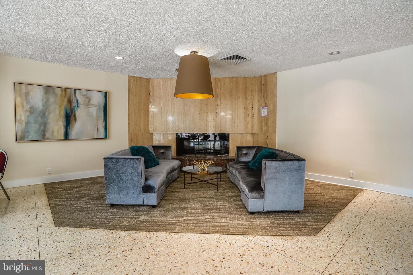 6101 EDSALL RD #402, ALEXANDRIA, Virginia 22304, 2 Bedrooms Bedrooms, ,2 BathroomsBathrooms,Residential,For sale,6101 EDSALL RD #402,VAAX2050182 MLS # VAAX2050182 6101 EDSALL RD #402, ALEXANDRIA, Virginia 22304, 2 Bedrooms Bedrooms, ,2 BathroomsBathrooms,Residential,For sale,6101 EDSALL RD #402,VAAX2050182 MLS # VAAX2050182