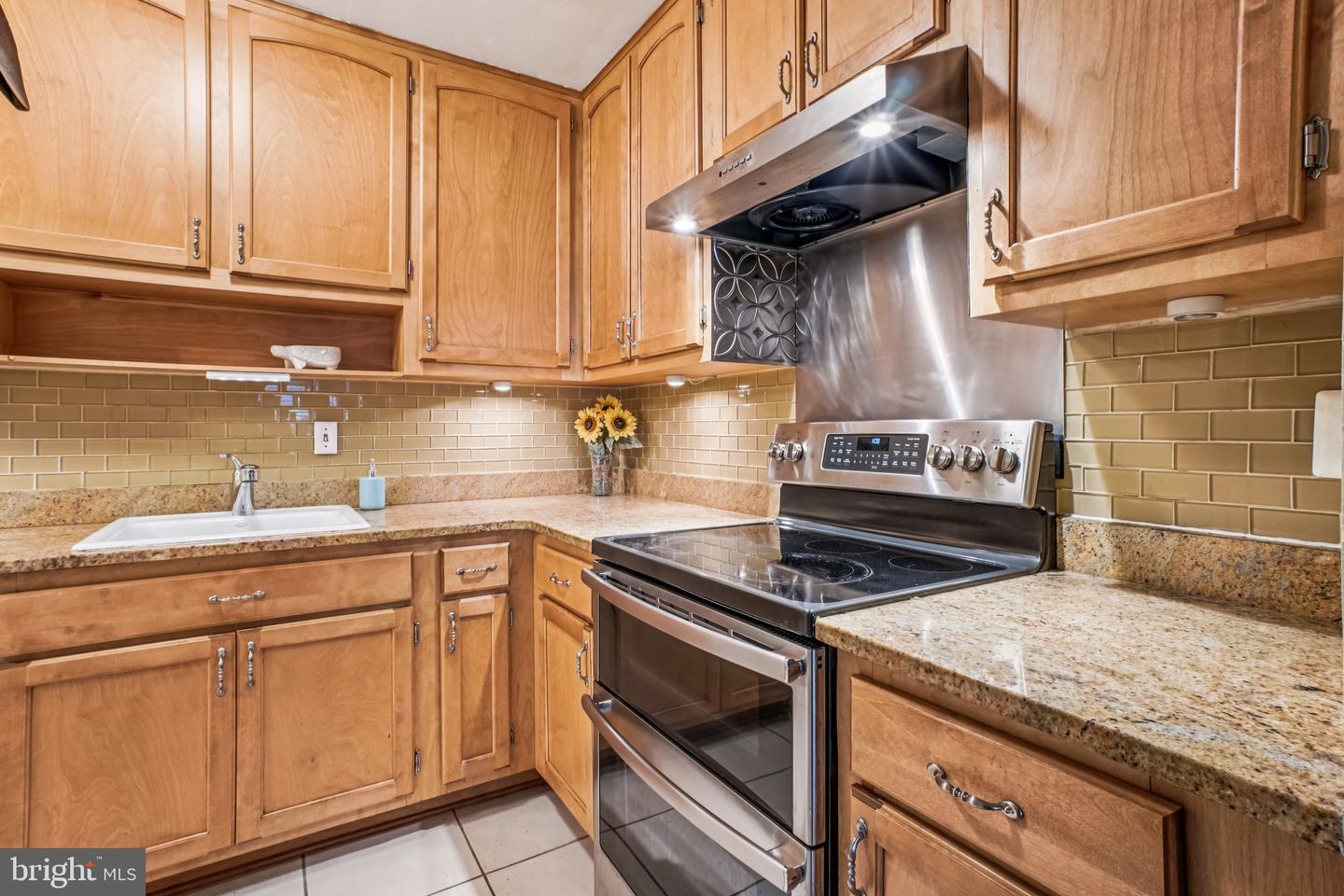 6101 EDSALL RD #402, ALEXANDRIA, Virginia 22304, 2 Bedrooms Bedrooms, ,2 BathroomsBathrooms,Residential,For sale,6101 EDSALL RD #402,VAAX2050182 MLS # VAAX2050182 6101 EDSALL RD #402, ALEXANDRIA, Virginia 22304, 2 Bedrooms Bedrooms, ,2 BathroomsBathrooms,Residential,For sale,6101 EDSALL RD #402,VAAX2050182 MLS # VAAX2050182