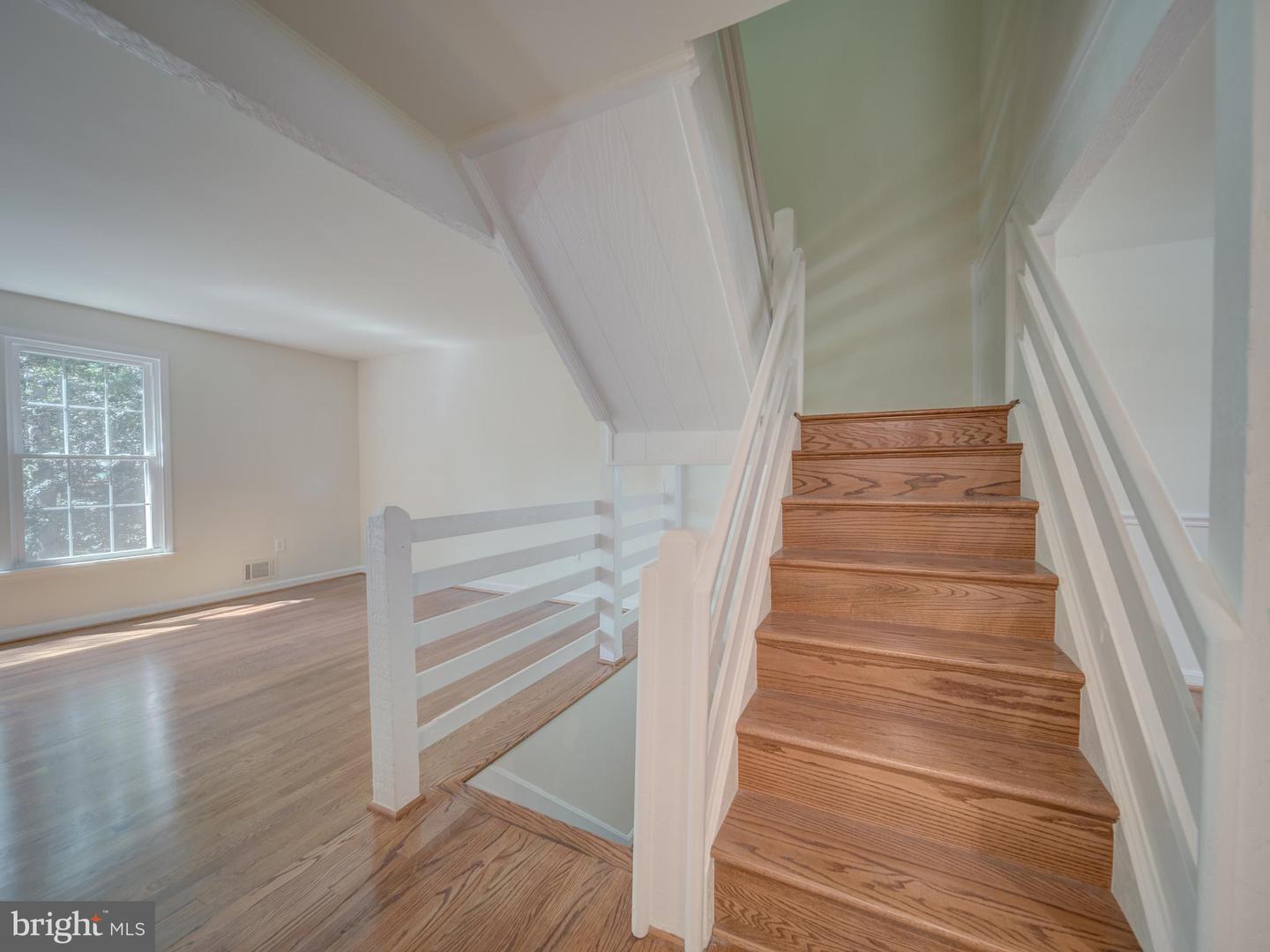 13186 PUTNAM CIR, WOODBRIDGE, Virginia 22191, 4 Bedrooms Bedrooms, ,3 BathroomsBathrooms,Residential,For sale,13186 PUTNAM CIR,VAPW2104762 MLS # VAPW2104762