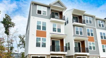 248 VIOLET WAY #2, STAFFORD, Virginia 22554, 3 Bedrooms Bedrooms, ,2 BathroomsBathrooms,Residential,For sale,248 VIOLET WAY #2,VAST2042960 MLS # VAST2042960