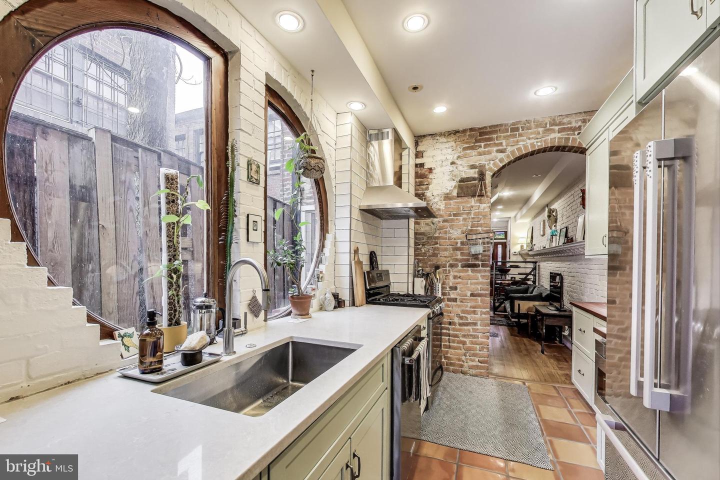 407 A ST NE, WASHINGTON, District Of Columbia 20002, 2 Bedrooms Bedrooms, ,1 BathroomBathrooms,Residential,For sale,407 A ST NE,DCDC2224280 MLS # DCDC2224280