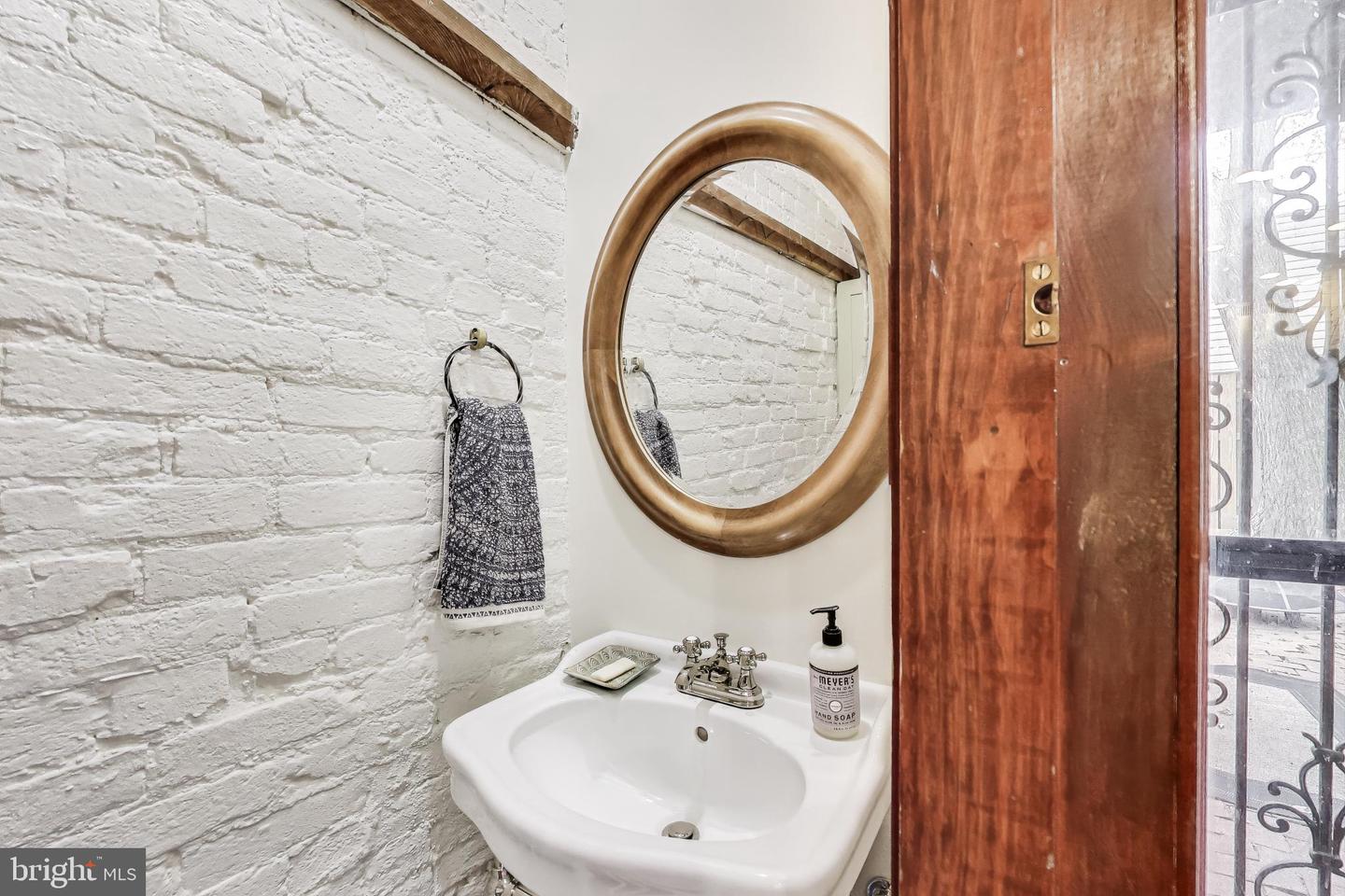 407 A ST NE, WASHINGTON, District Of Columbia 20002, 2 Bedrooms Bedrooms, ,1 BathroomBathrooms,Residential,For sale,407 A ST NE,DCDC2224280 MLS # DCDC2224280