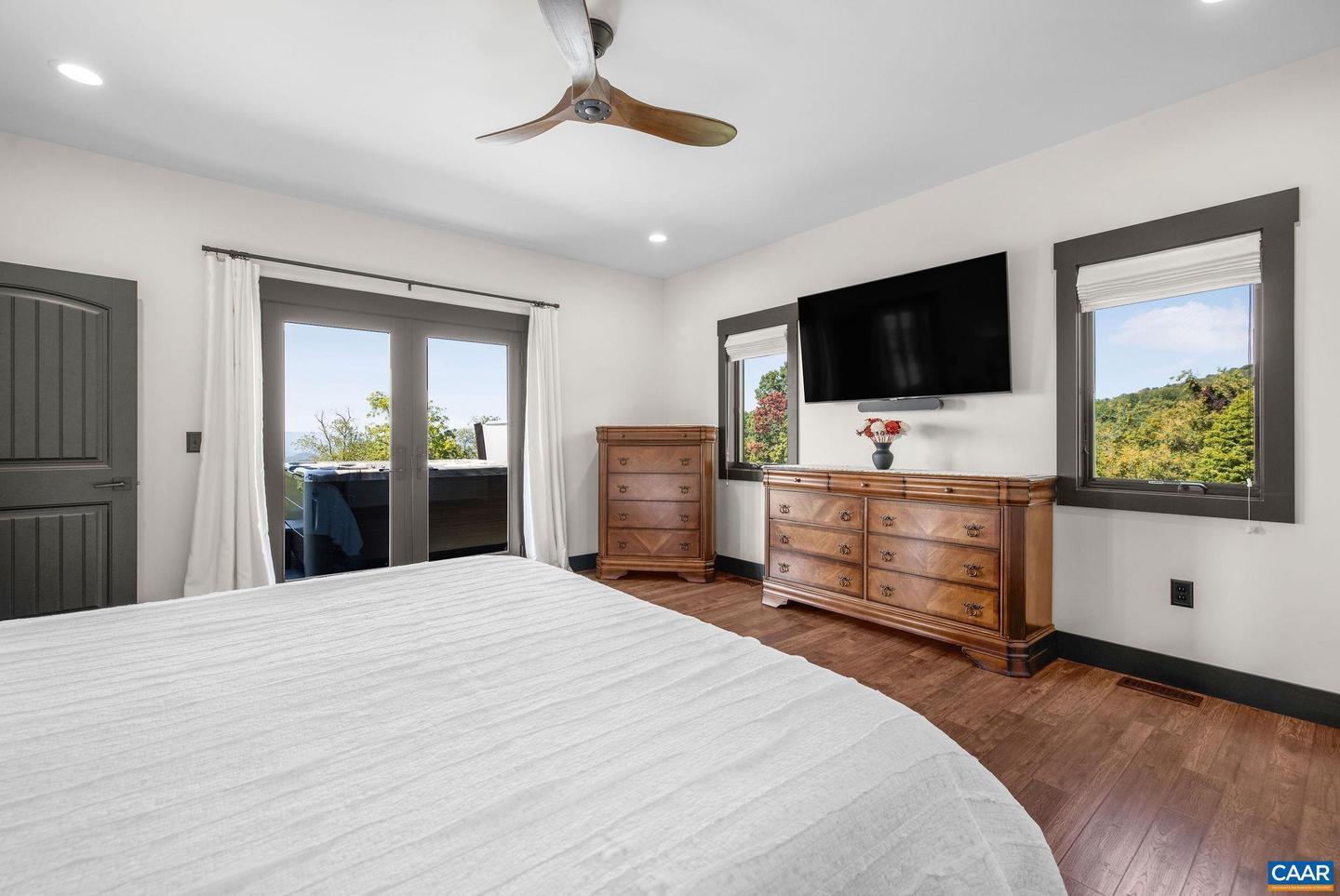 699 HENDRICKSON RD, PEMBROKE, Virginia 24136, 5 Bedrooms Bedrooms, ,3 BathroomsBathrooms,Residential,For sale,699 HENDRICKSON RD,669395 MLS # 669395 699 HENDRICKSON RD, PEMBROKE, Virginia 24136, 5 Bedrooms Bedrooms, ,3 BathroomsBathrooms,Residential,For sale,699 HENDRICKSON RD,669395 MLS # 669395