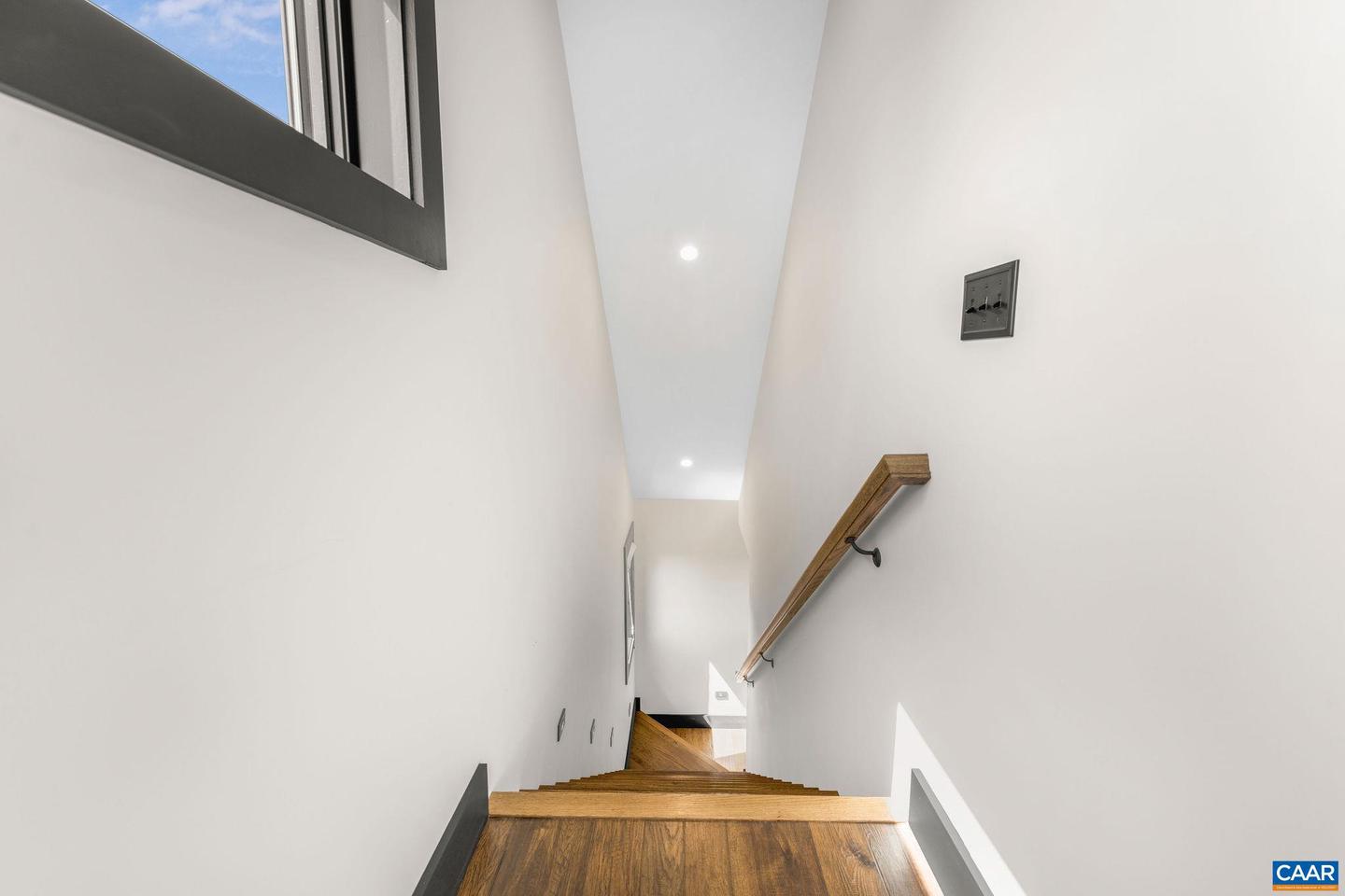 699 HENDRICKSON RD, PEMBROKE, Virginia 24136, 5 Bedrooms Bedrooms, ,3 BathroomsBathrooms,Residential,For sale,699 HENDRICKSON RD,669395 MLS # 669395 699 HENDRICKSON RD, PEMBROKE, Virginia 24136, 5 Bedrooms Bedrooms, ,3 BathroomsBathrooms,Residential,For sale,699 HENDRICKSON RD,669395 MLS # 669395