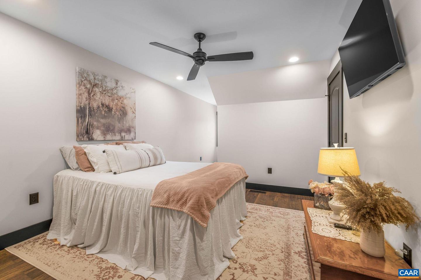 699 HENDRICKSON RD, PEMBROKE, Virginia 24136, 5 Bedrooms Bedrooms, ,3 BathroomsBathrooms,Residential,For sale,699 HENDRICKSON RD,669395 MLS # 669395 699 HENDRICKSON RD, PEMBROKE, Virginia 24136, 5 Bedrooms Bedrooms, ,3 BathroomsBathrooms,Residential,For sale,699 HENDRICKSON RD,669395 MLS # 669395