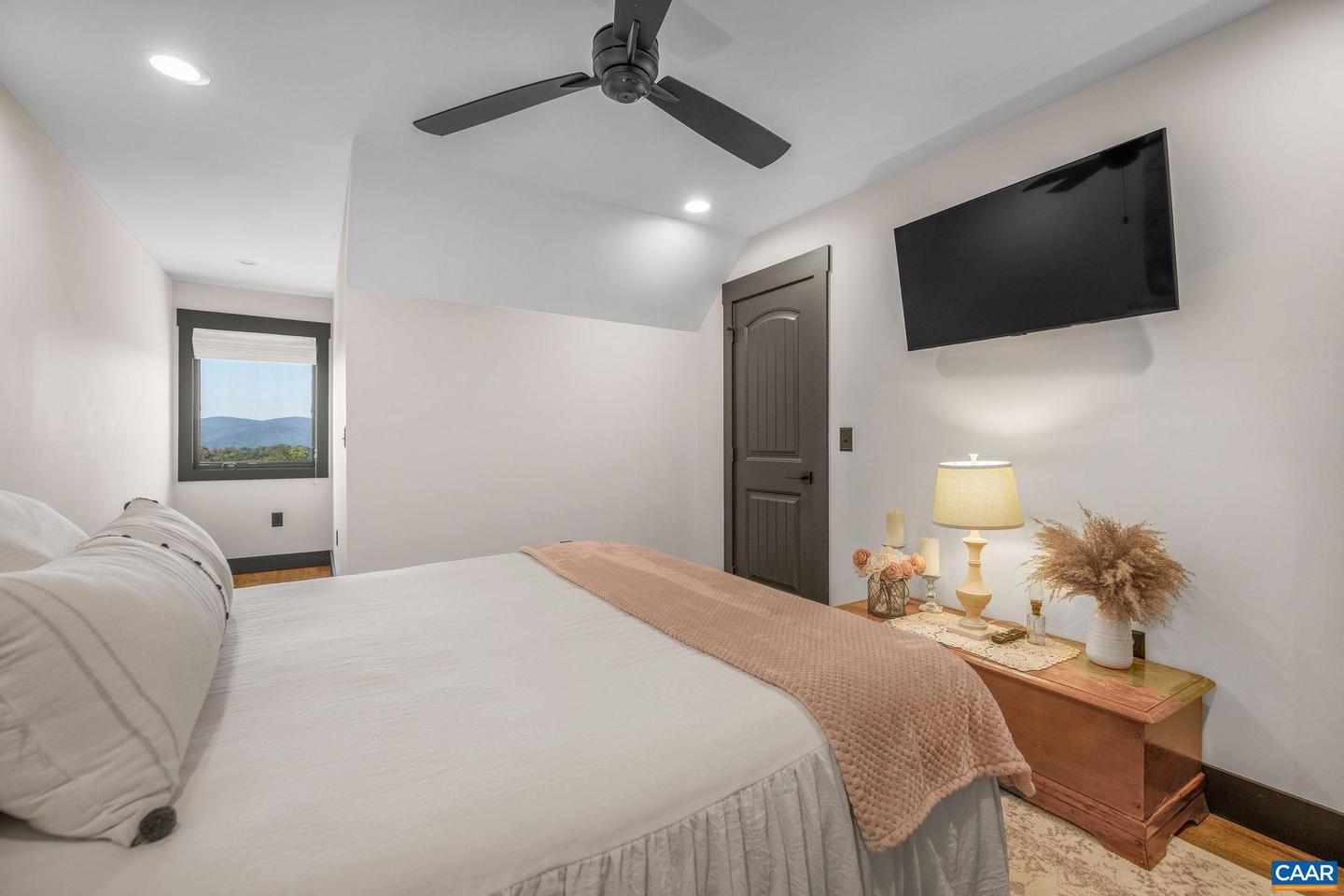 699 HENDRICKSON RD, PEMBROKE, Virginia 24136, 5 Bedrooms Bedrooms, ,3 BathroomsBathrooms,Residential,For sale,699 HENDRICKSON RD,669395 MLS # 669395 699 HENDRICKSON RD, PEMBROKE, Virginia 24136, 5 Bedrooms Bedrooms, ,3 BathroomsBathrooms,Residential,For sale,699 HENDRICKSON RD,669395 MLS # 669395