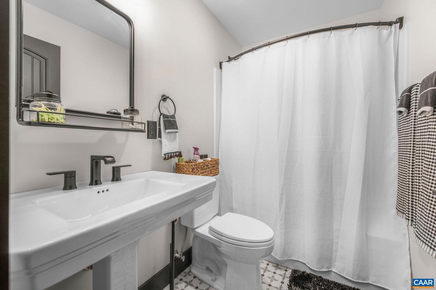 699 HENDRICKSON RD, PEMBROKE, Virginia 24136, 5 Bedrooms Bedrooms, ,3 BathroomsBathrooms,Residential,For sale,699 HENDRICKSON RD,669395 MLS # 669395 699 HENDRICKSON RD, PEMBROKE, Virginia 24136, 5 Bedrooms Bedrooms, ,3 BathroomsBathrooms,Residential,For sale,699 HENDRICKSON RD,669395 MLS # 669395