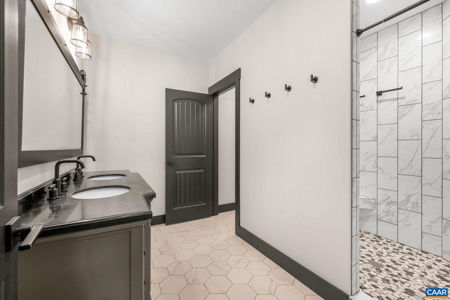 699 HENDRICKSON RD, PEMBROKE, Virginia 24136, 5 Bedrooms Bedrooms, ,3 BathroomsBathrooms,Residential,For sale,699 HENDRICKSON RD,669395 MLS # 669395 699 HENDRICKSON RD, PEMBROKE, Virginia 24136, 5 Bedrooms Bedrooms, ,3 BathroomsBathrooms,Residential,For sale,699 HENDRICKSON RD,669395 MLS # 669395