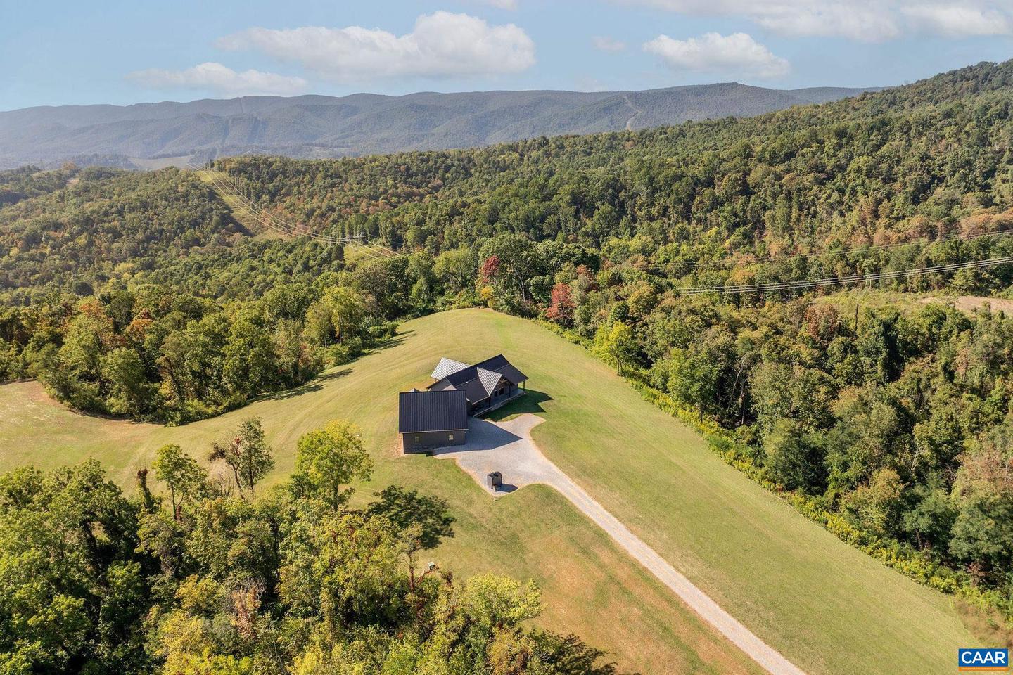 699 HENDRICKSON RD, PEMBROKE, Virginia 24136, 5 Bedrooms Bedrooms, ,3 BathroomsBathrooms,Residential,For sale,699 HENDRICKSON RD,669395 MLS # 669395 699 HENDRICKSON RD, PEMBROKE, Virginia 24136, 5 Bedrooms Bedrooms, ,3 BathroomsBathrooms,Residential,For sale,699 HENDRICKSON RD,669395 MLS # 669395